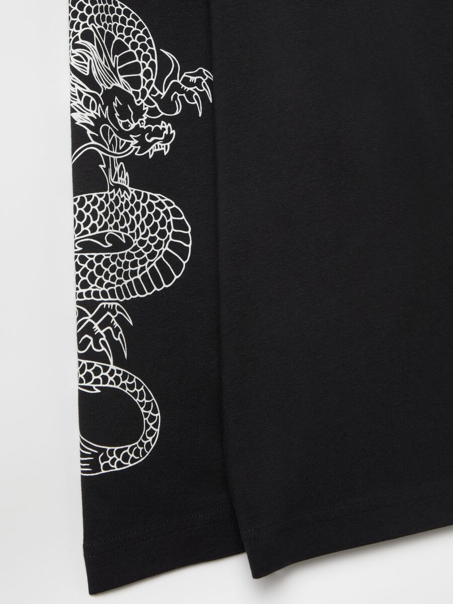 Long-sleeved T-shirt with dragon print_4