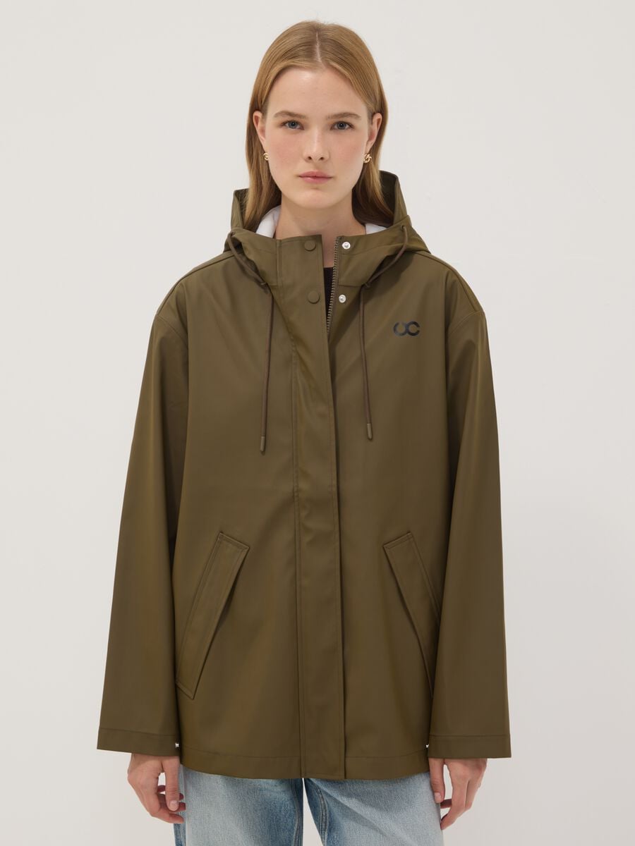 Green rain jacket with zip and hood_1