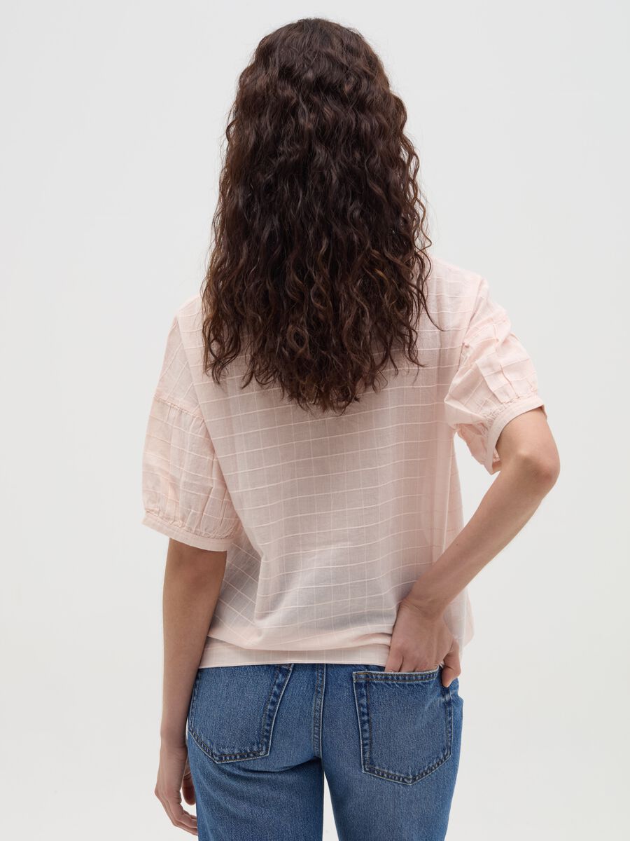 Blouse with raised stitching_2