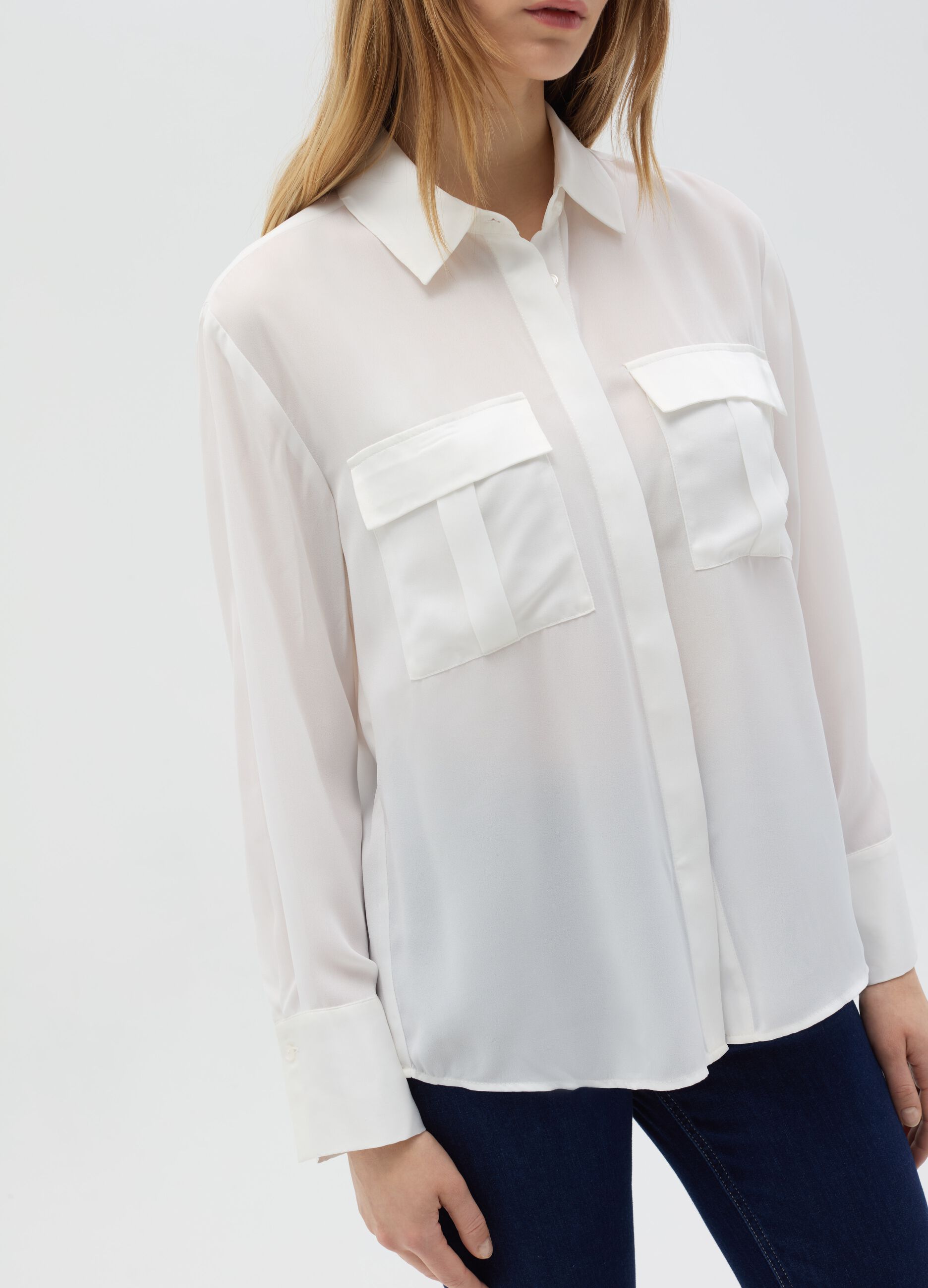 Camicia con dettagli in satin