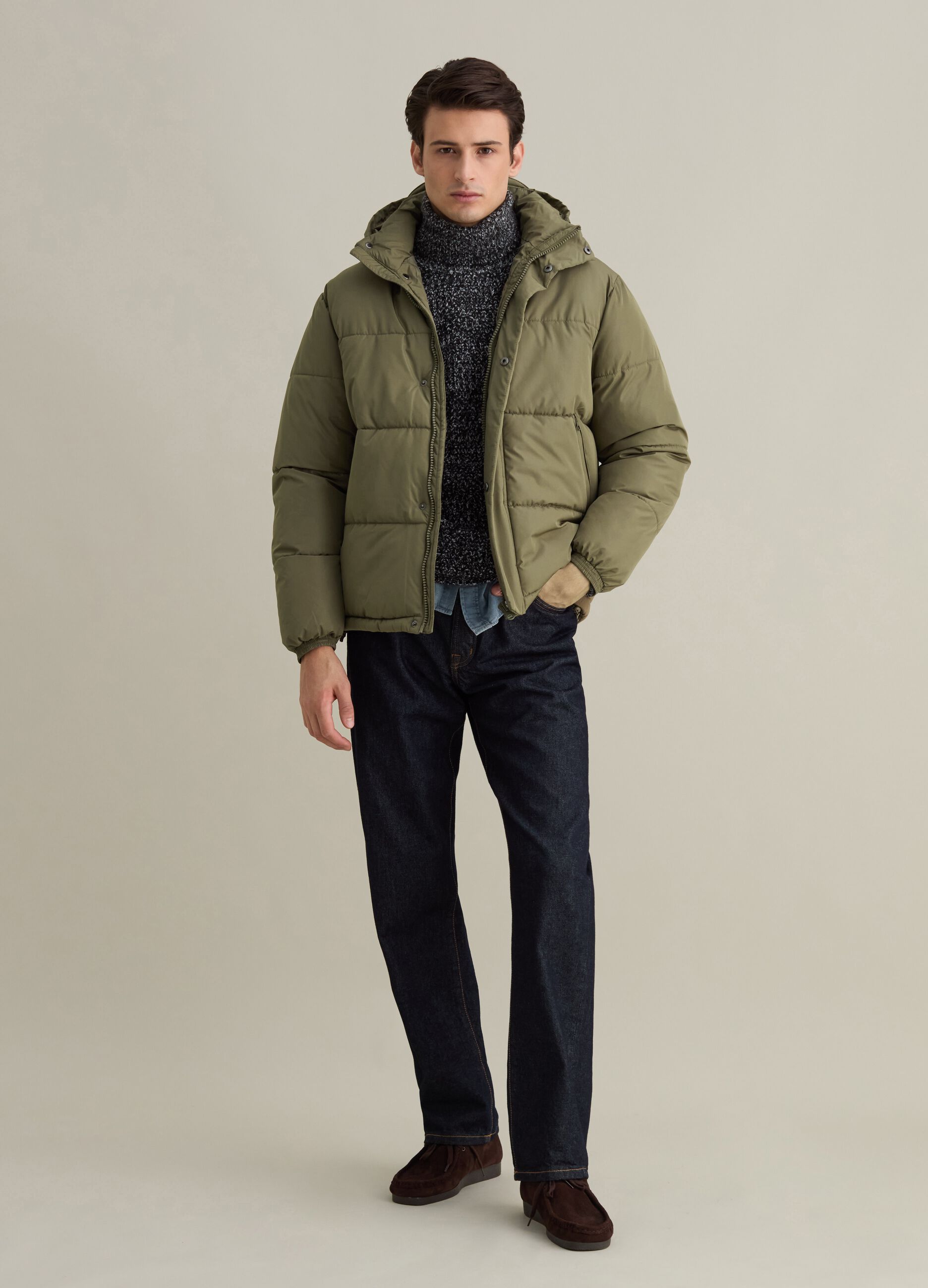 Short quilted down jacket with REPREVE® padding