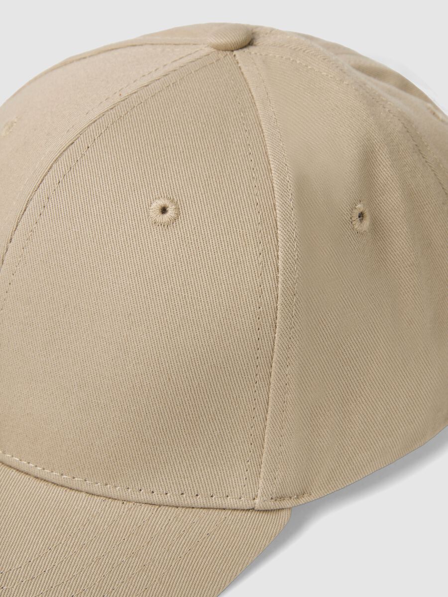 Cappello da baseball in puro cotone beige con chiusura regolabile_1