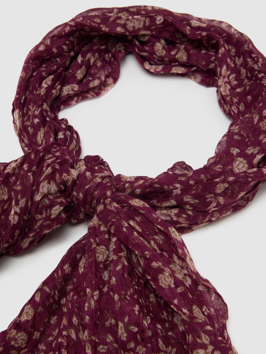 Purple fabric scarf with floral pattern_1