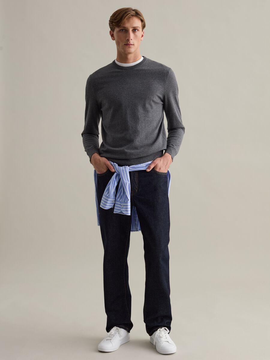 Pullover con scollo rotondo_1