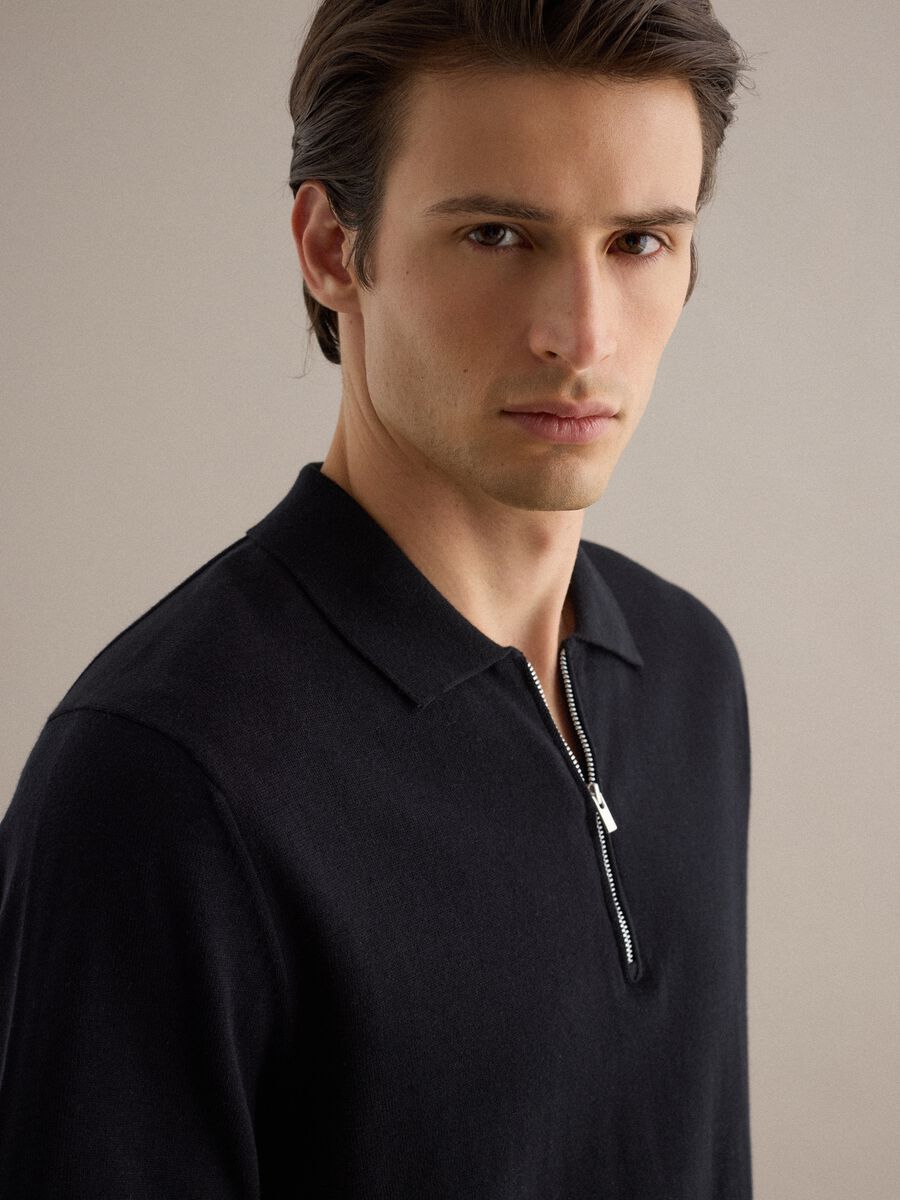 Short-sleeved pure cotton black polo regular fit with zip_3