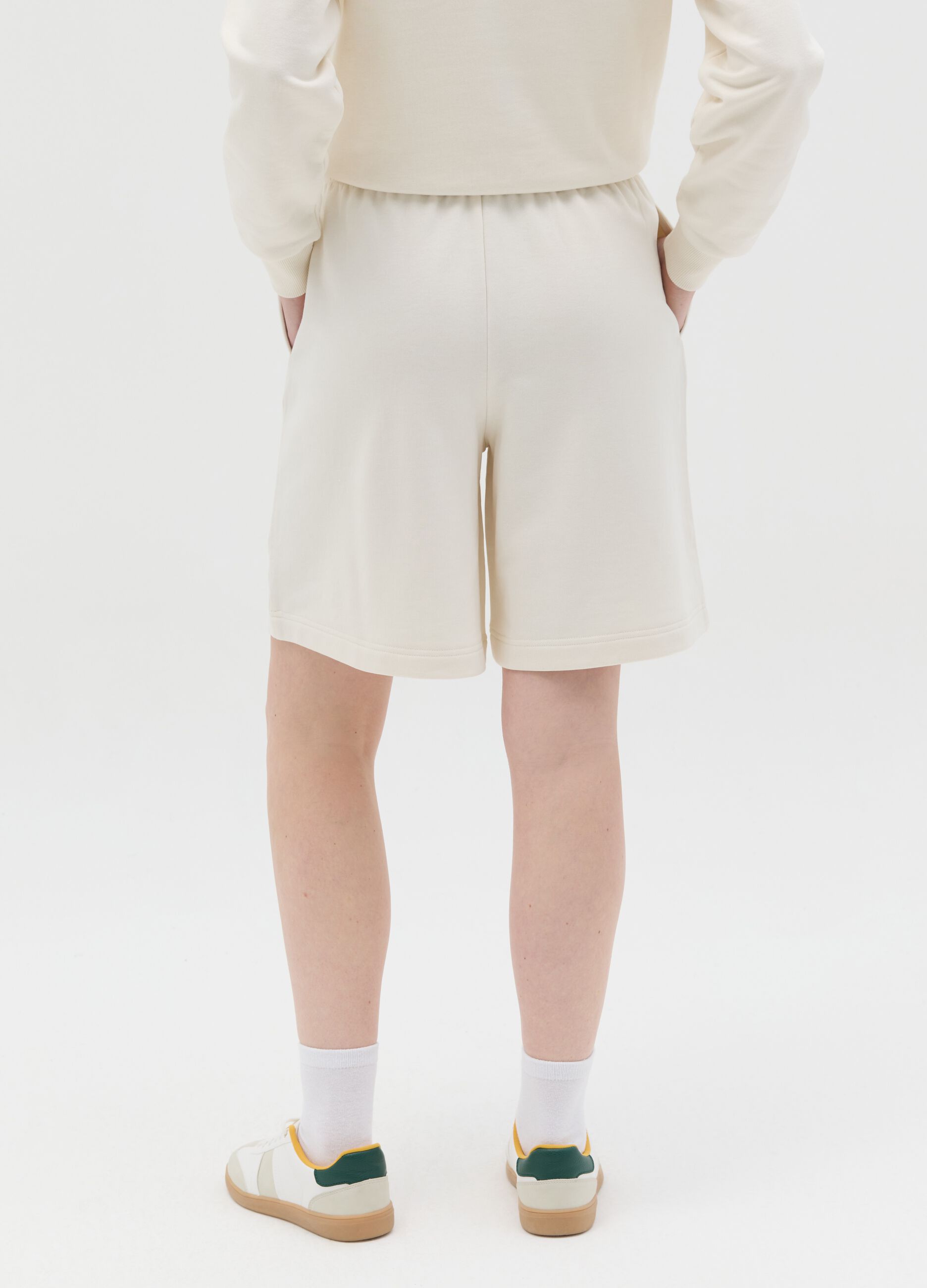 White Bermuda shorts in French terry with elasticated waist