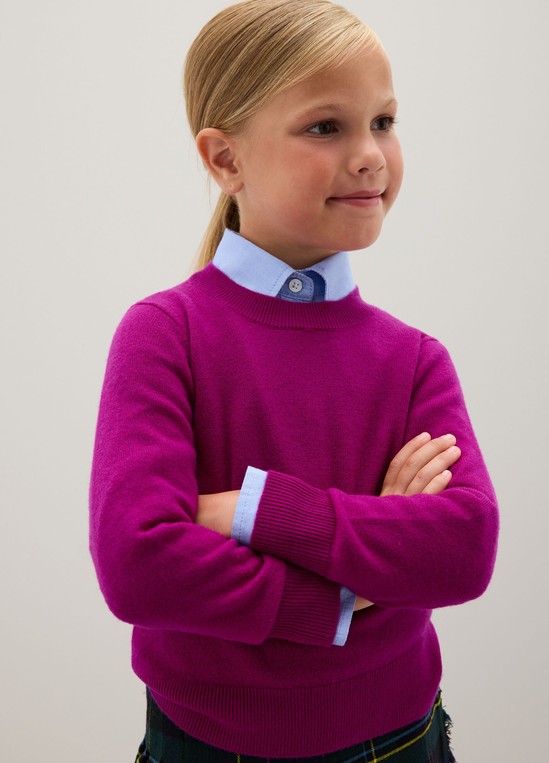 Pullover viola da bambina in pura lana