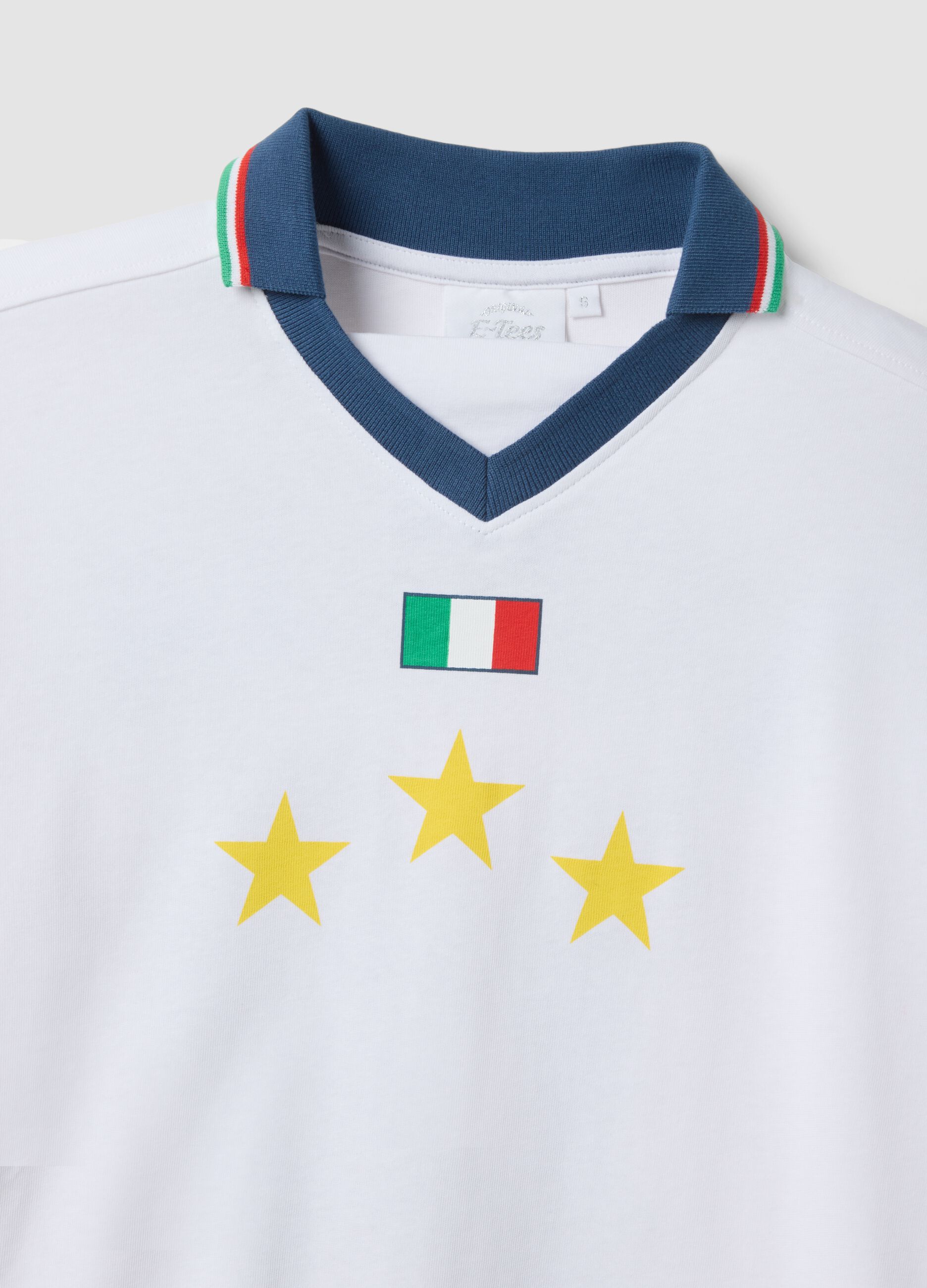 White pure cotton regular fit t-shirt with Italy details
