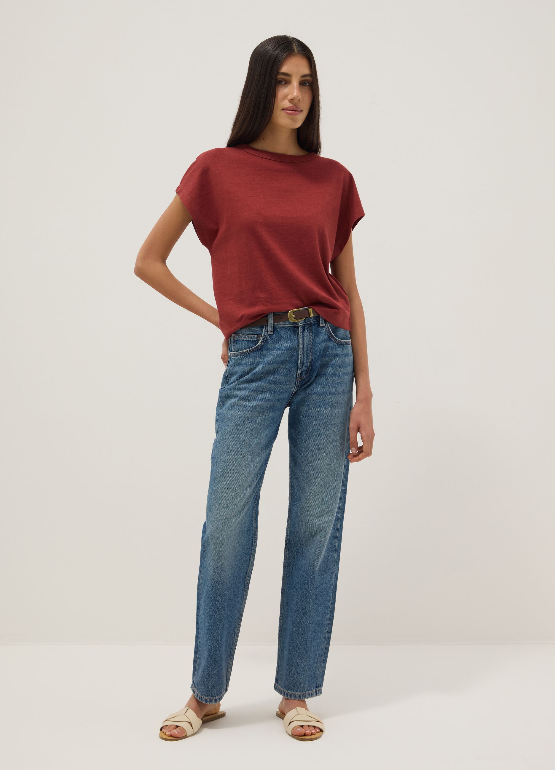 Red cotton-linen blend short-sleeve T-shirt, regular fit