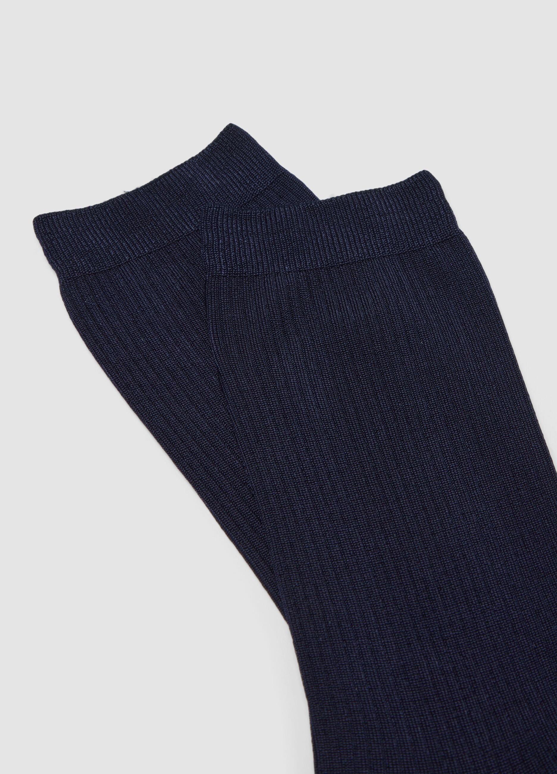 Blue ribbed stretch viscose socks