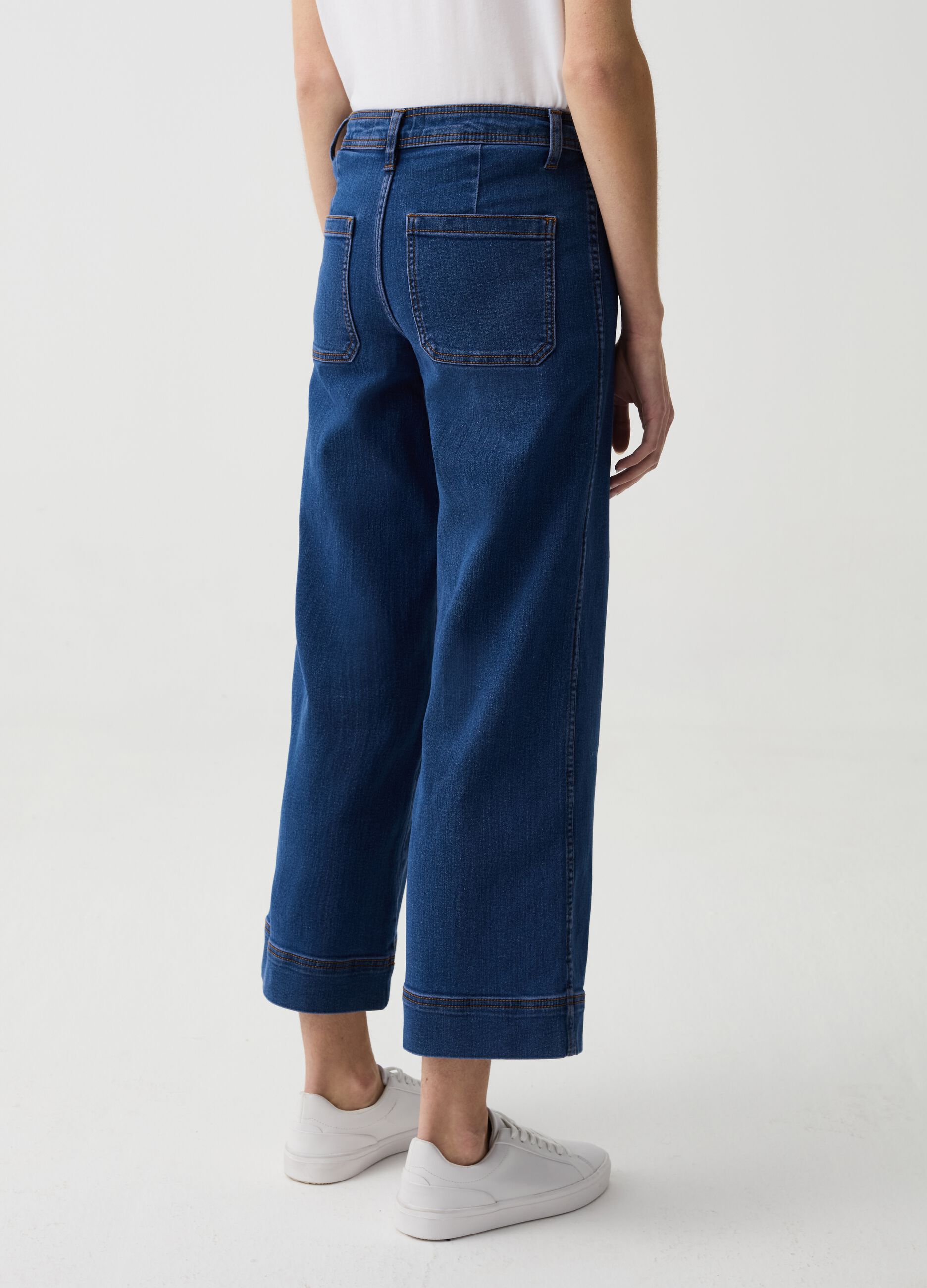 Wide-leg cropped culotte jeans