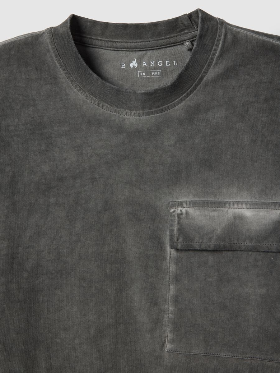Grey pure cotton regular fit T-shirt with pocket_1