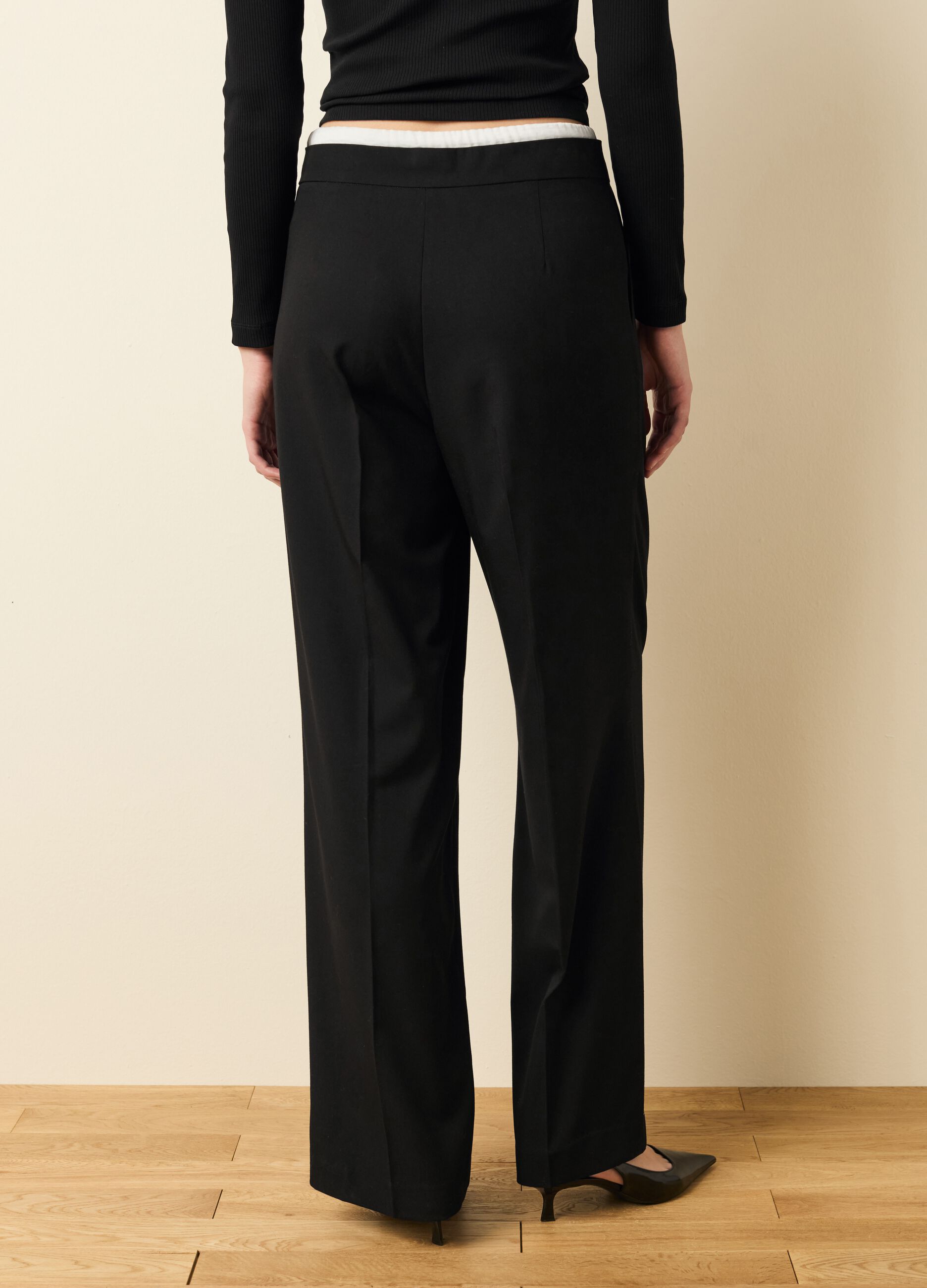 Pantaloni jogger a gamba larga con coulisse 