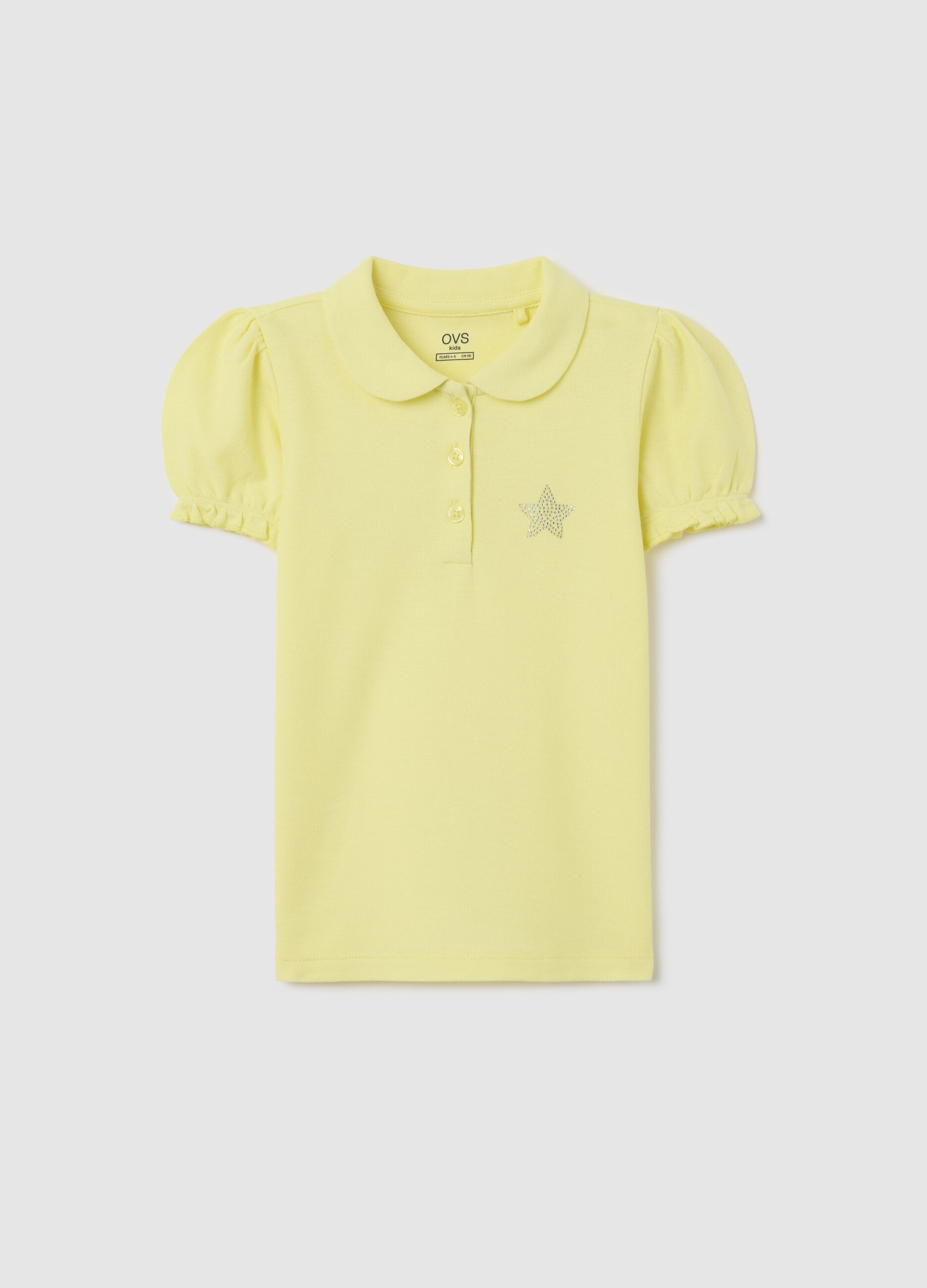 Yellow polo shirt with short sleeves and star