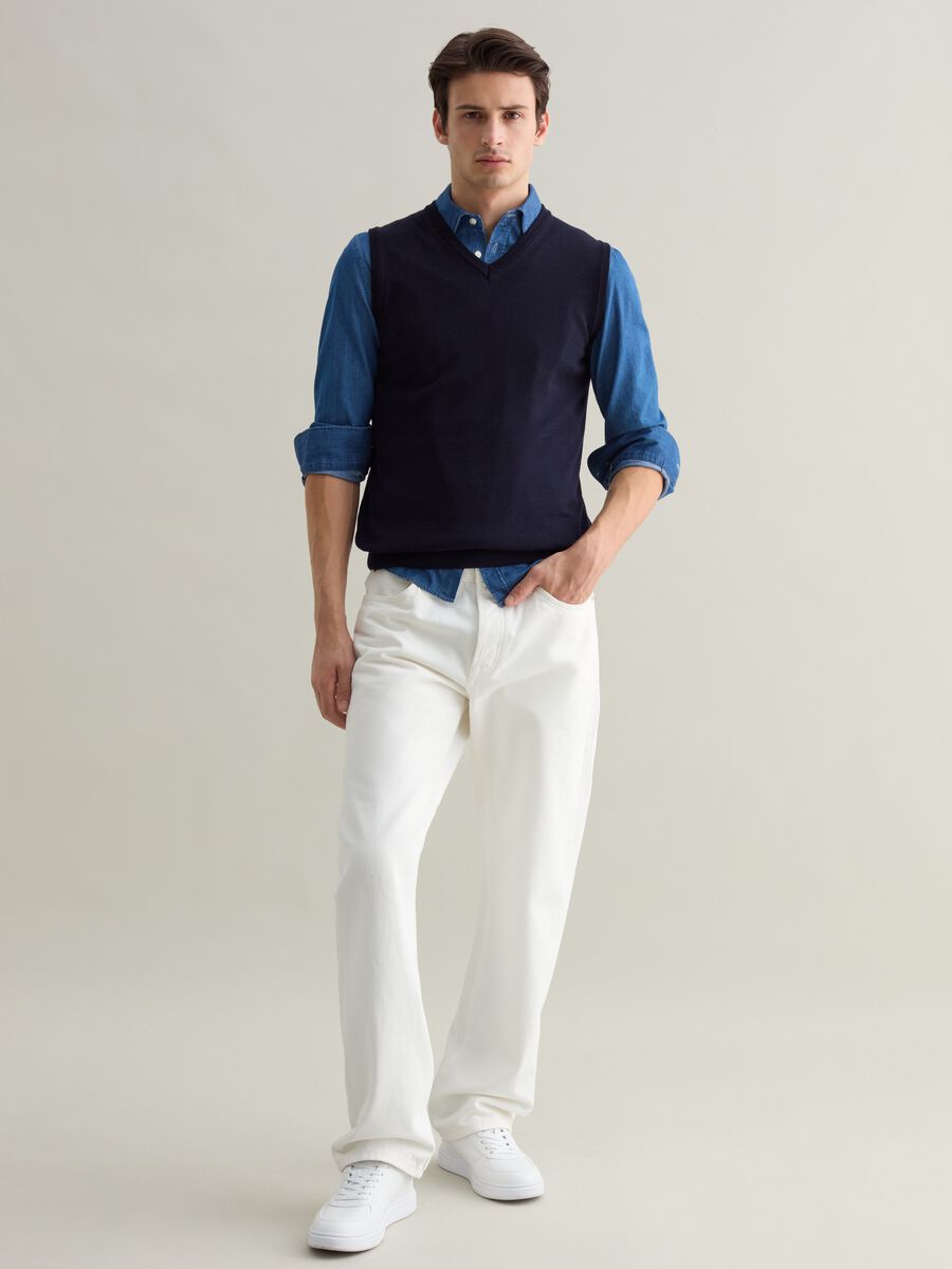 V-neck Merino wool waistcoat_1