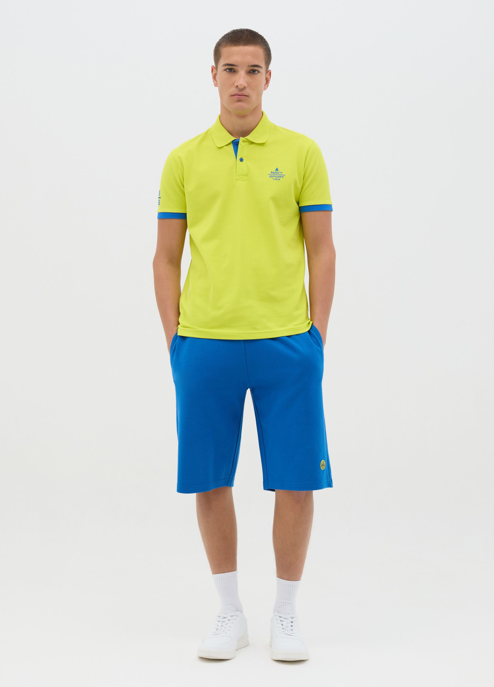 Cornflower blue Bermuda joggers with logo
