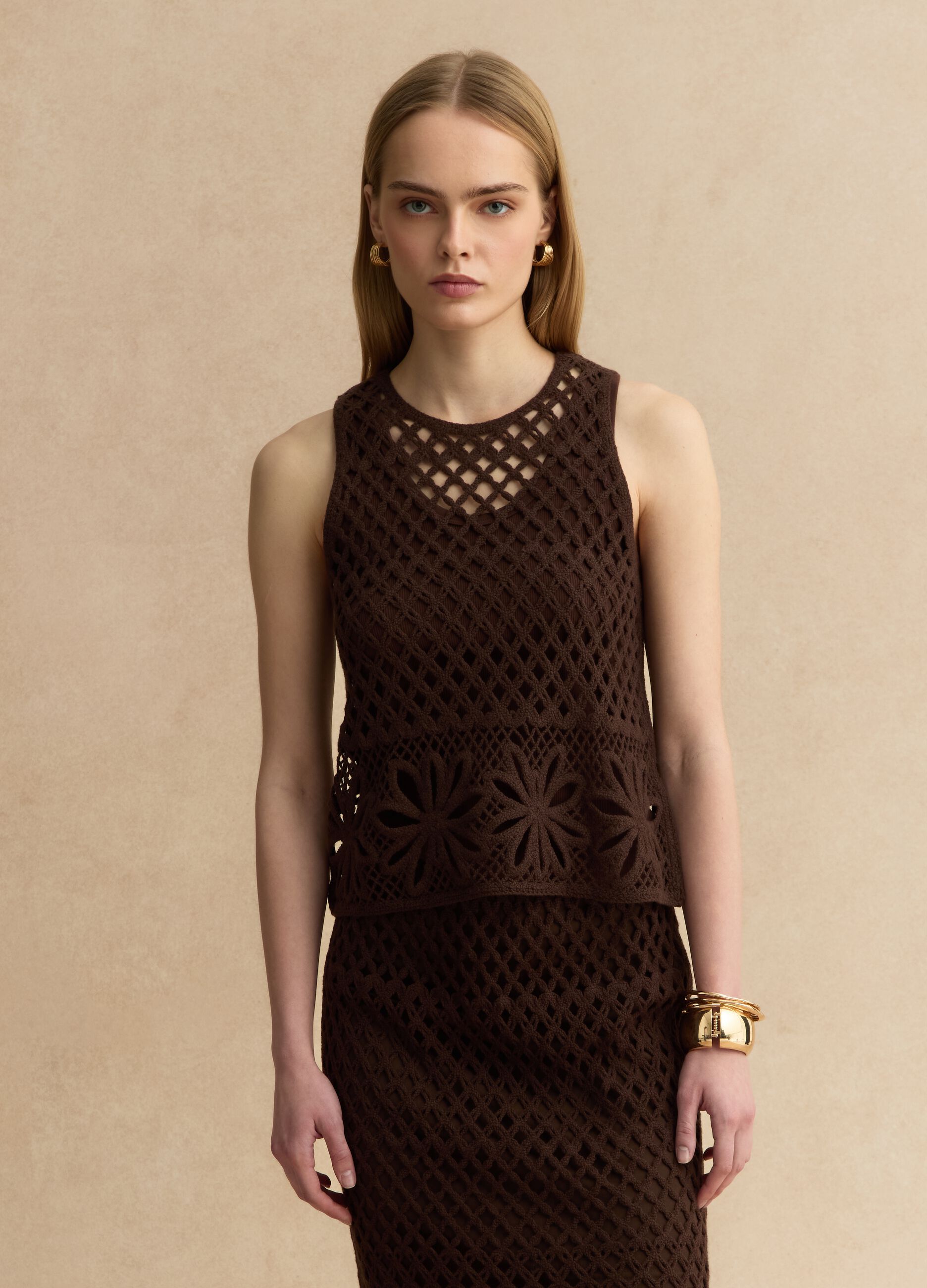 Brown cotton-blend regular-fit tank top with mesh design