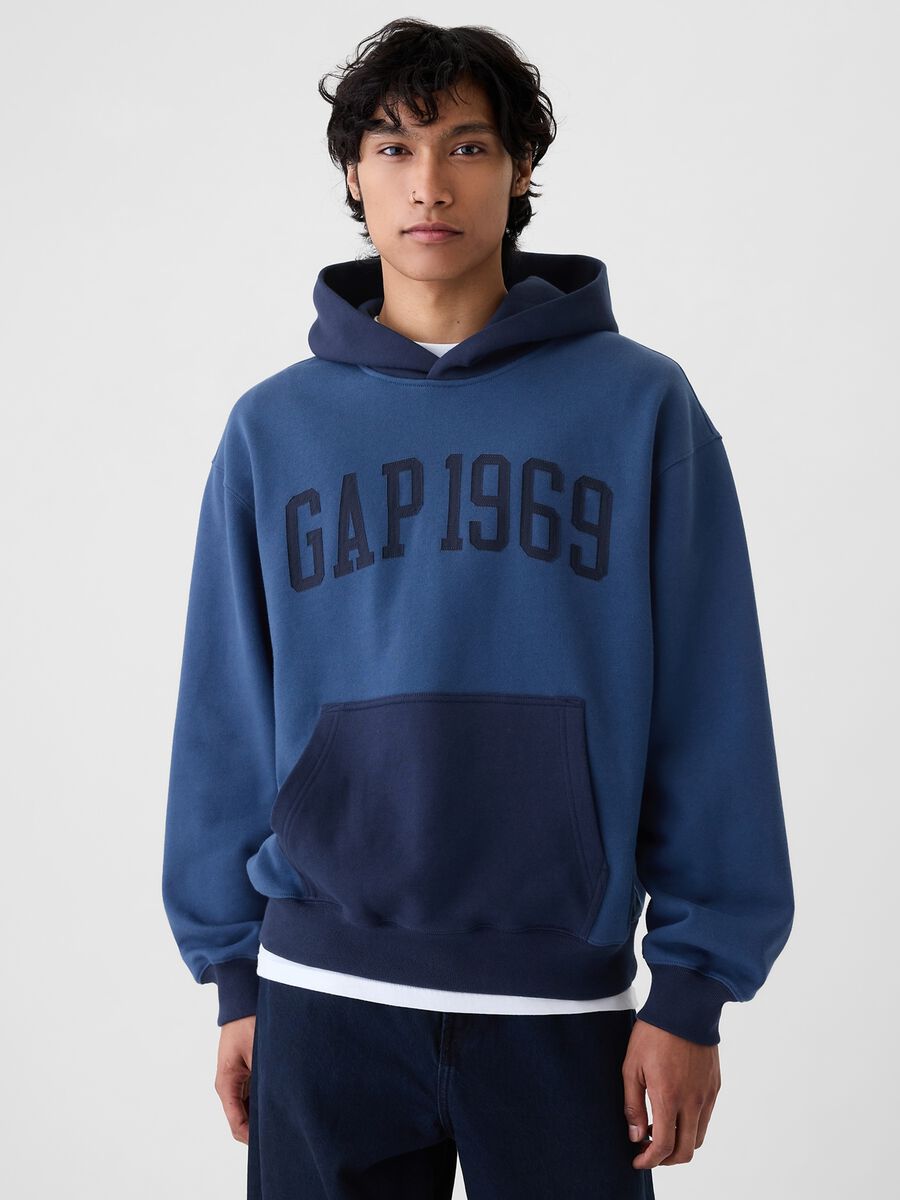 Felpa con cappuccio e stampa logo _0