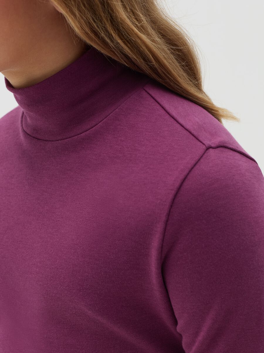 Long-sleeved T-shirt with mock neck_1