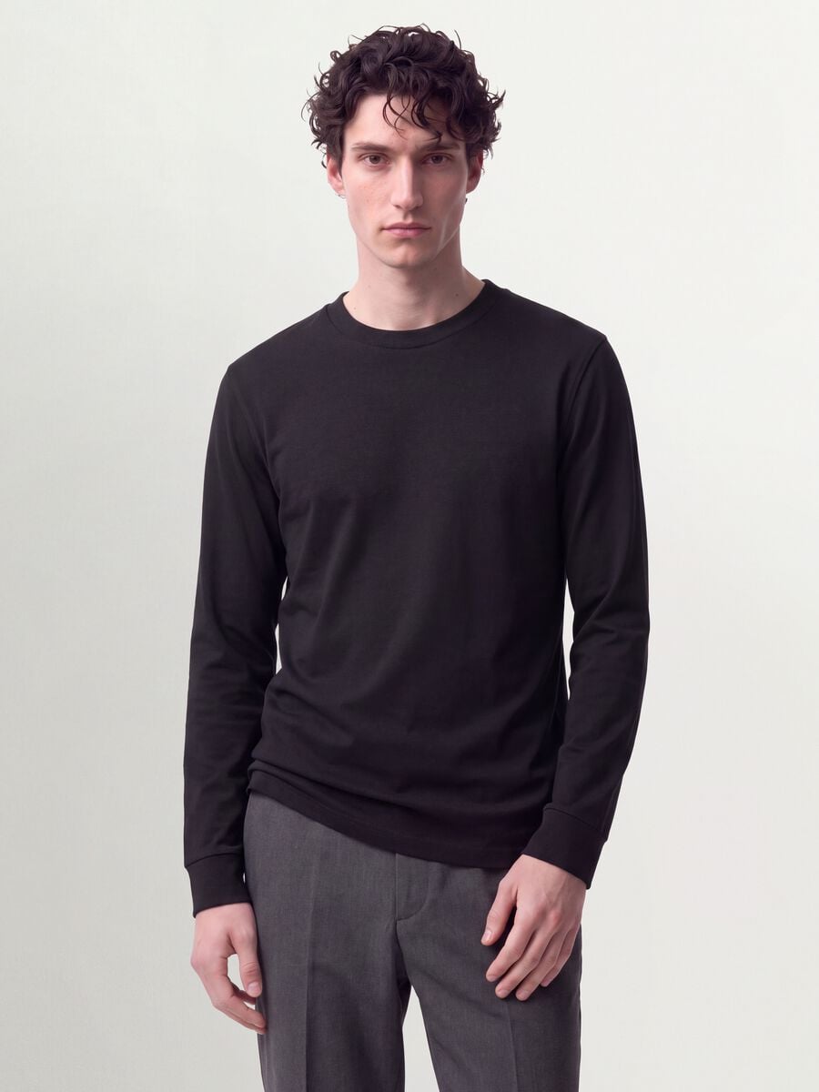 T-shirt nera in puro cotone girocollo a maniche lunghe regular fit_0