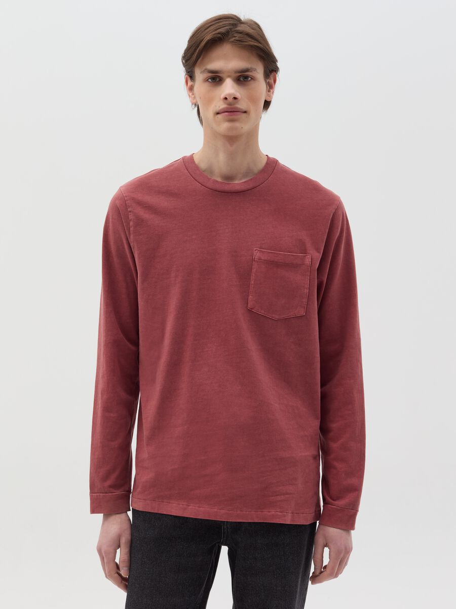 Cotton T-shirt with pocket and long sleeves_0