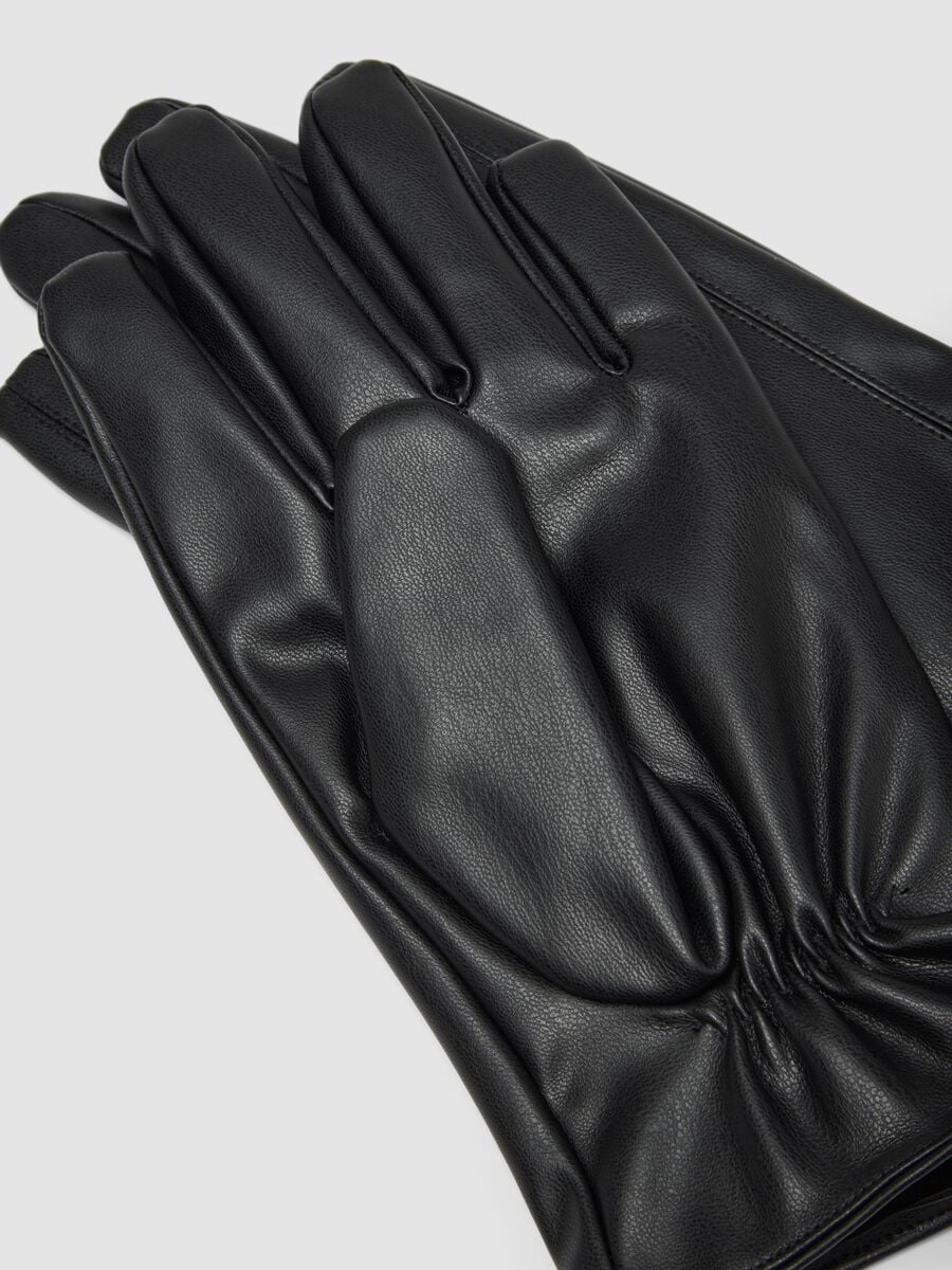 Black gloves with inner lining_2