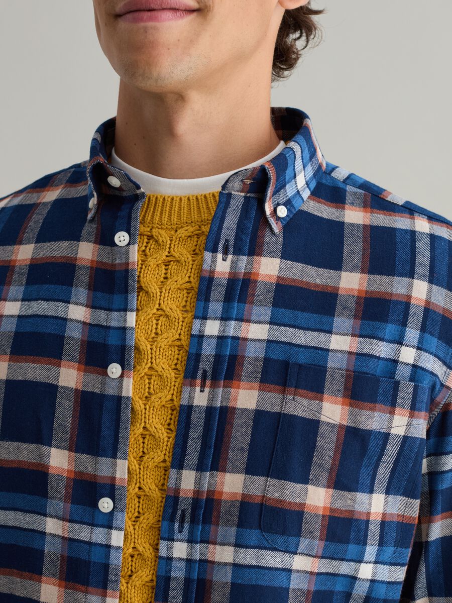 Flannel shirt with check pattern_2