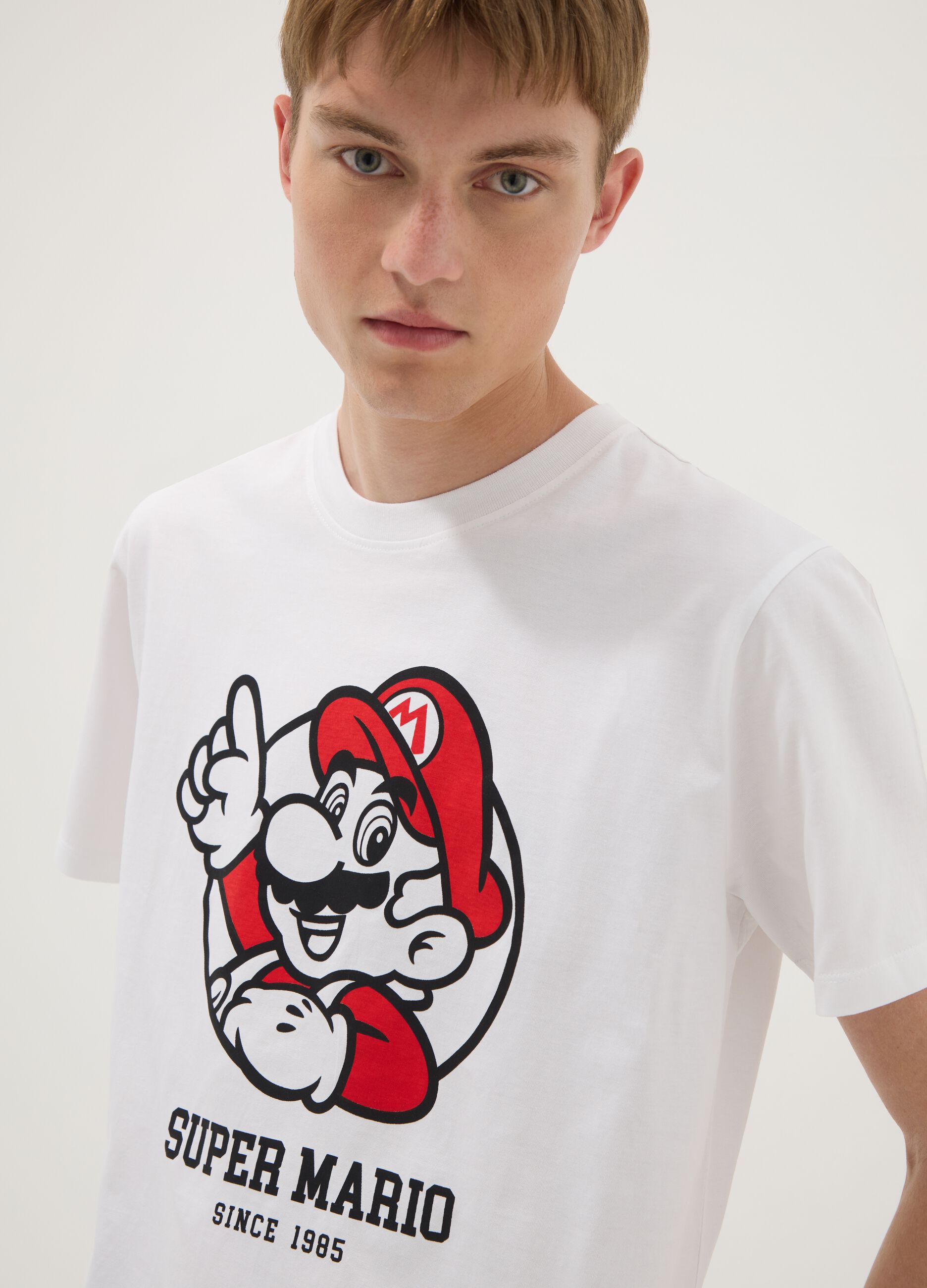 White short-sleeved pure cotton regular-fit T-shirt