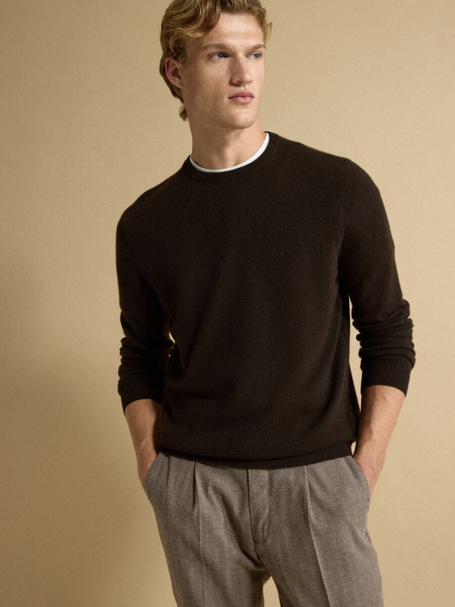 Brown pure cashmere jumper in a regular fit_0