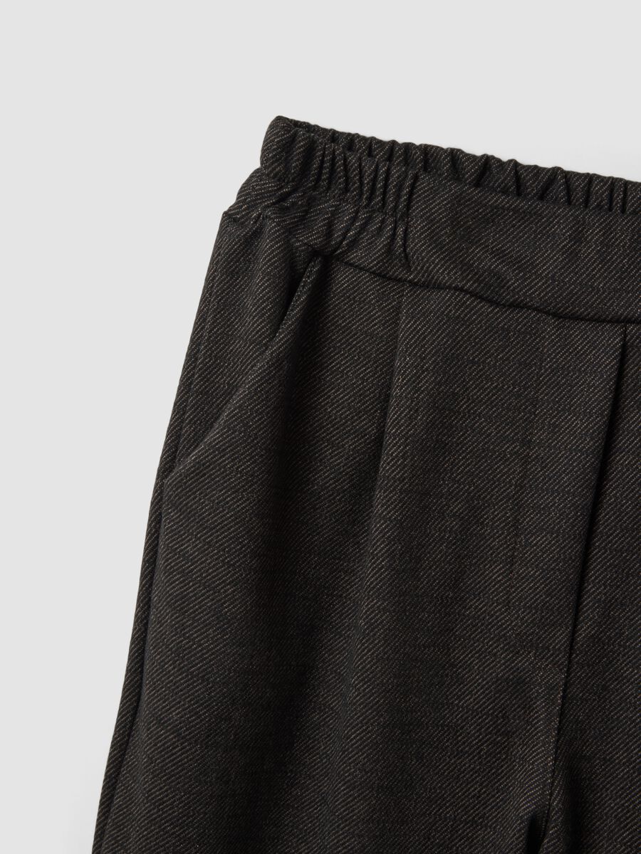 Brown regular-fit formal trousers in stretch viscose_1