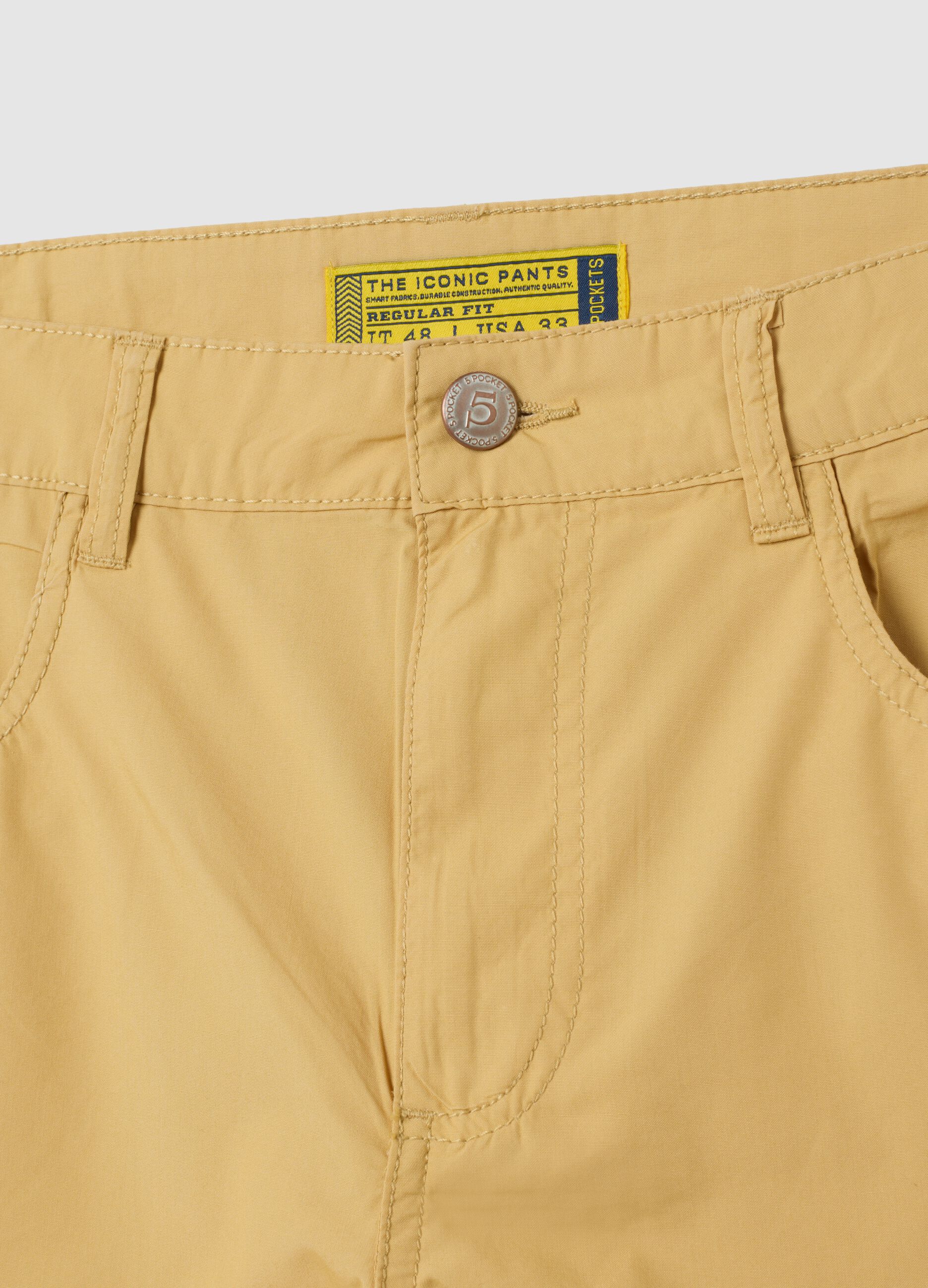 Bermuda da uomo in puro cotone giallo regular fit