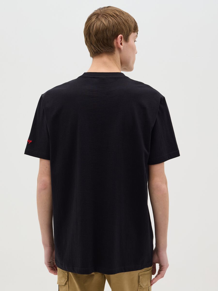 Black T-shirt with Disney Scrooge McDuck print_3