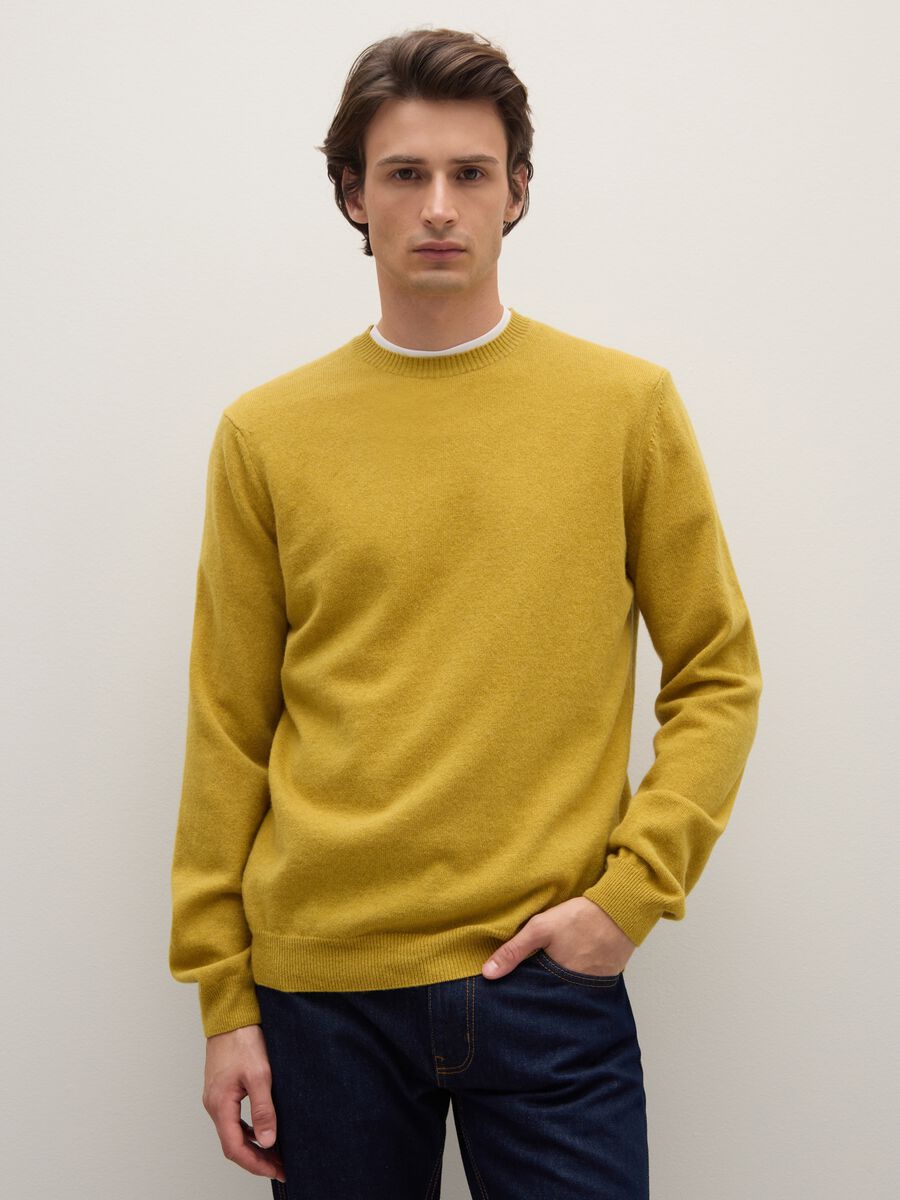 Regular fit yellow crew neck sweater in pure lambswool_0