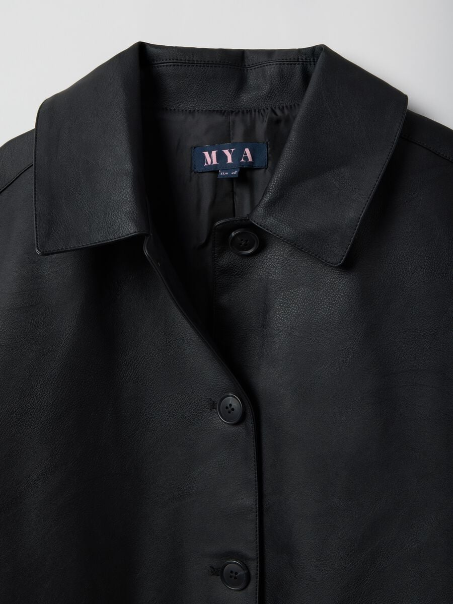 Black regular fit jacket with buttons and patch pockets_5