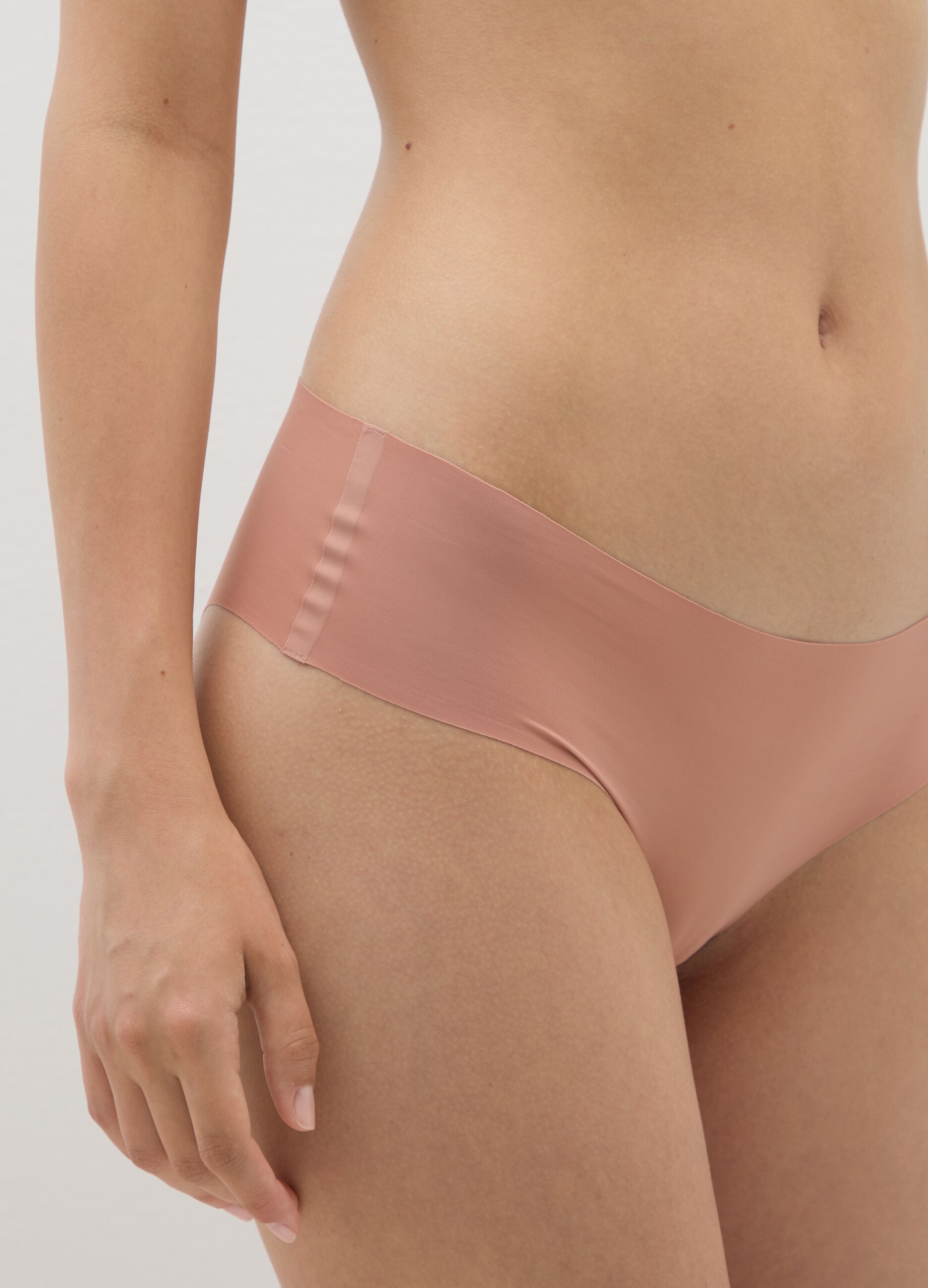 High-waisted pink stretch fabric slip