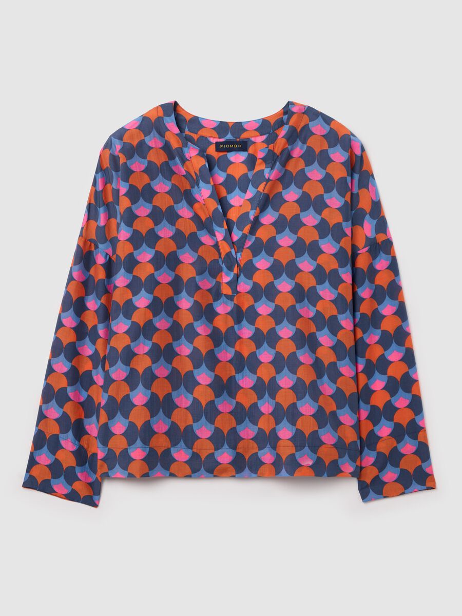 Blouse with optical pattern and V neck_4