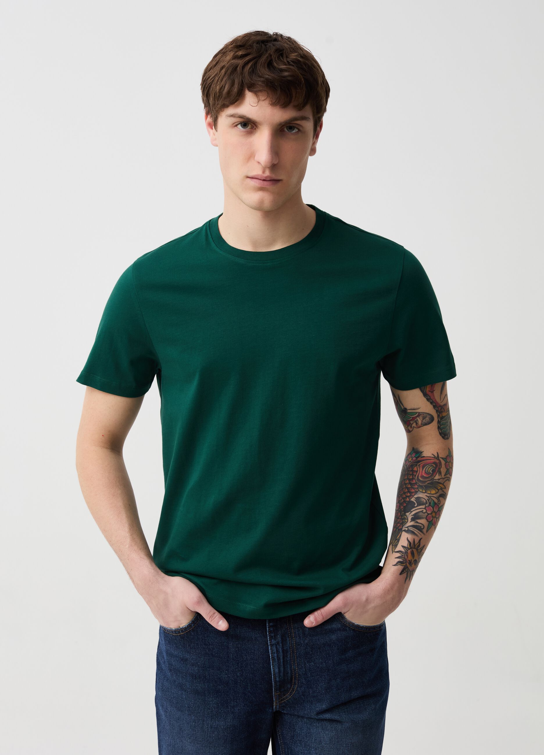 T-shirt in cotone bio con scollo rotondo