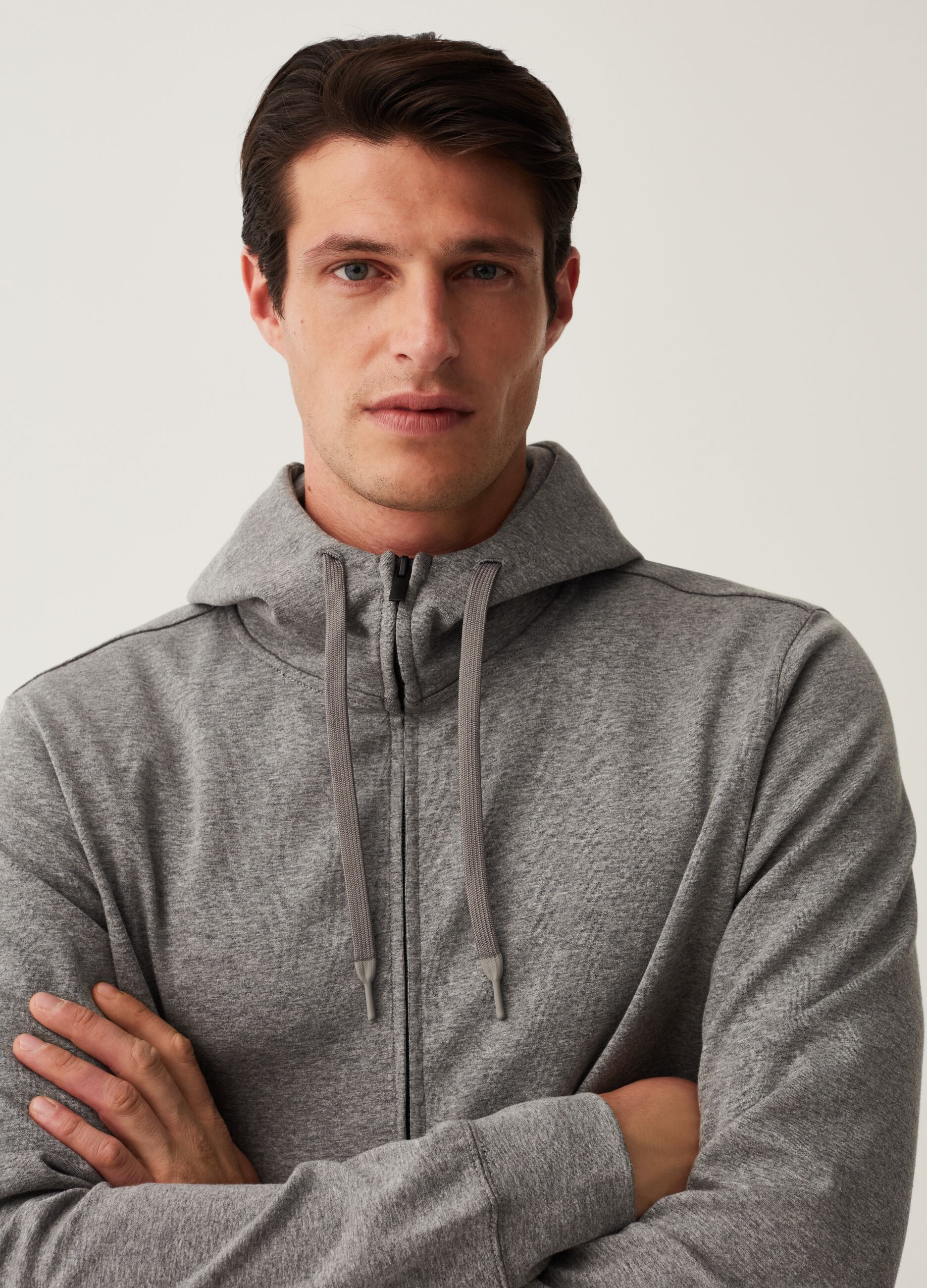 Full-zip con cappuccio OVS Tech_1