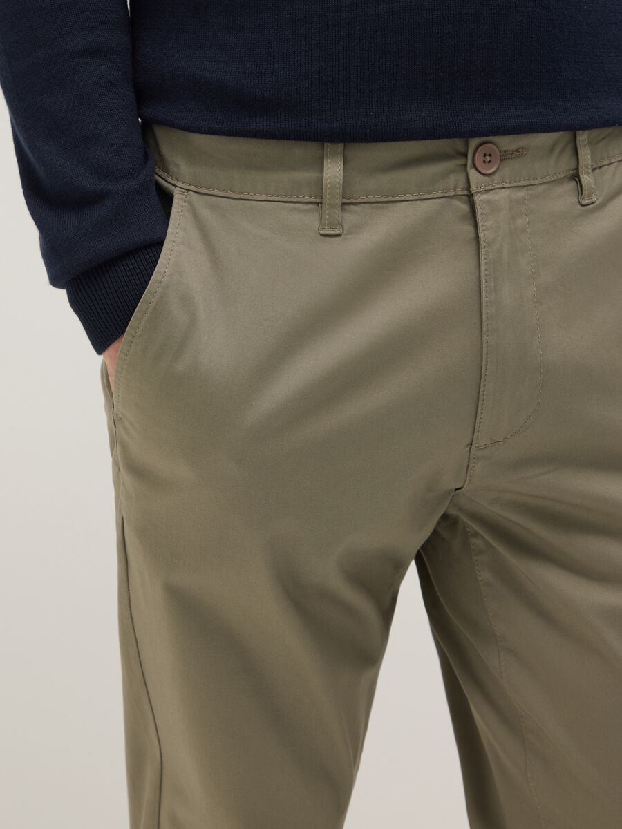 Beige chino trousers in stretch cotton slim fit_3