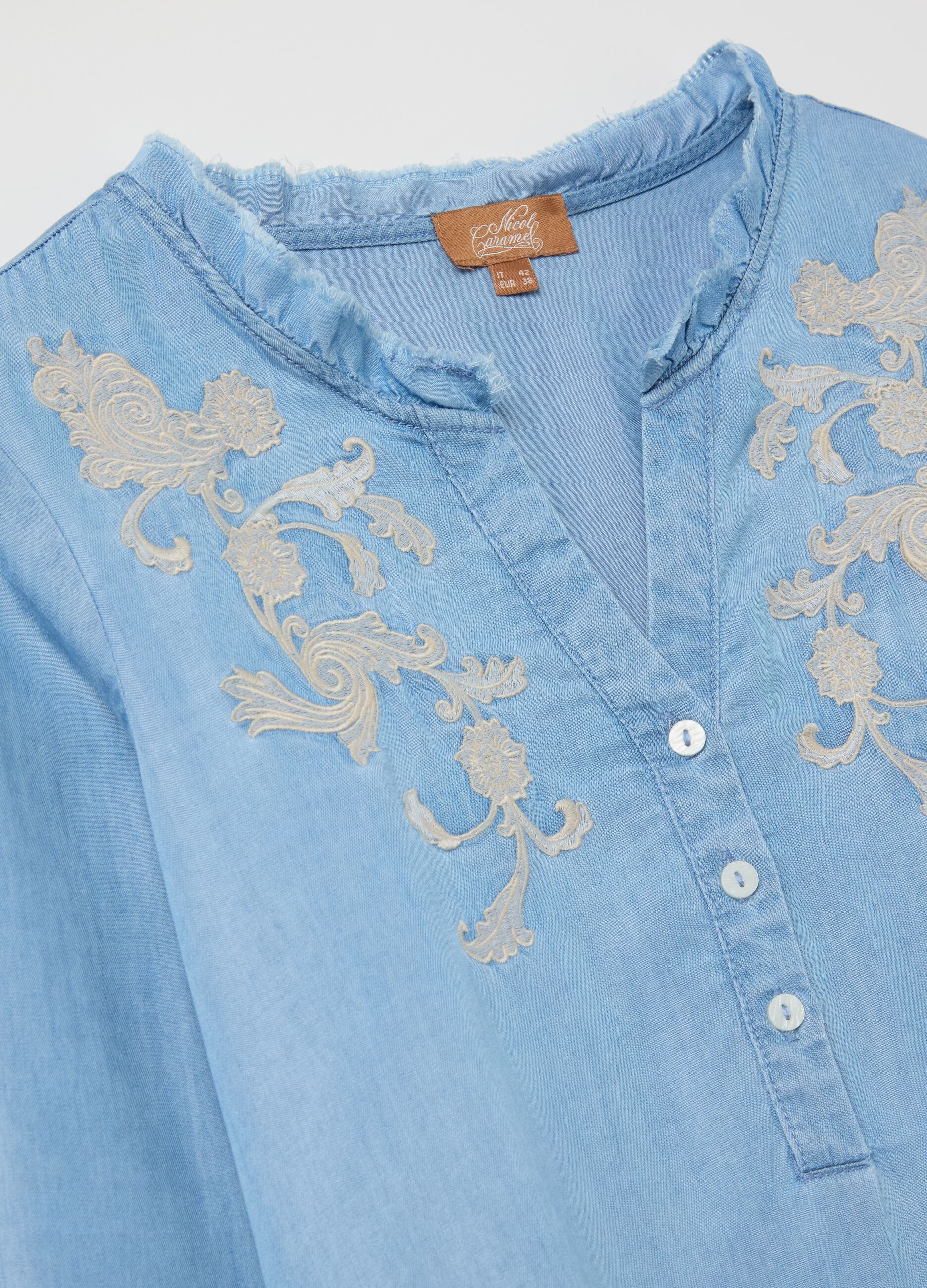 Short maternity dress in Tencel with embroidery