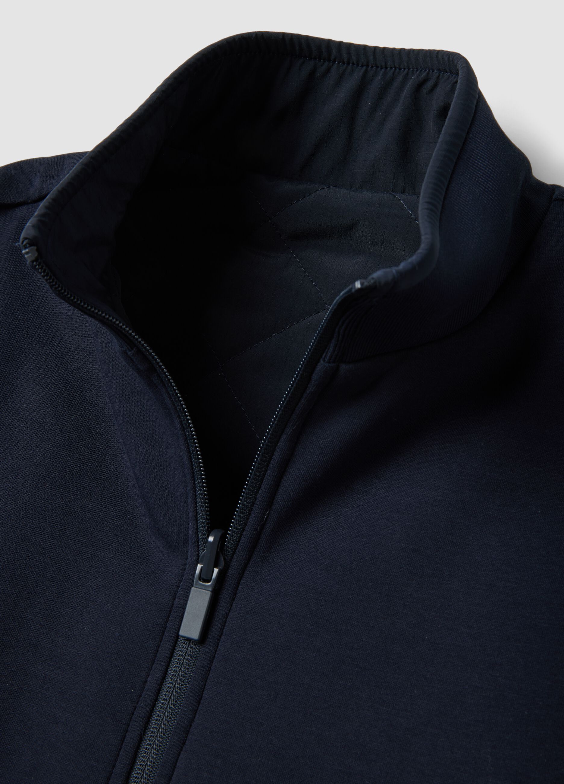 Gilet blu in cotone elasticizzato con colletto regular fit