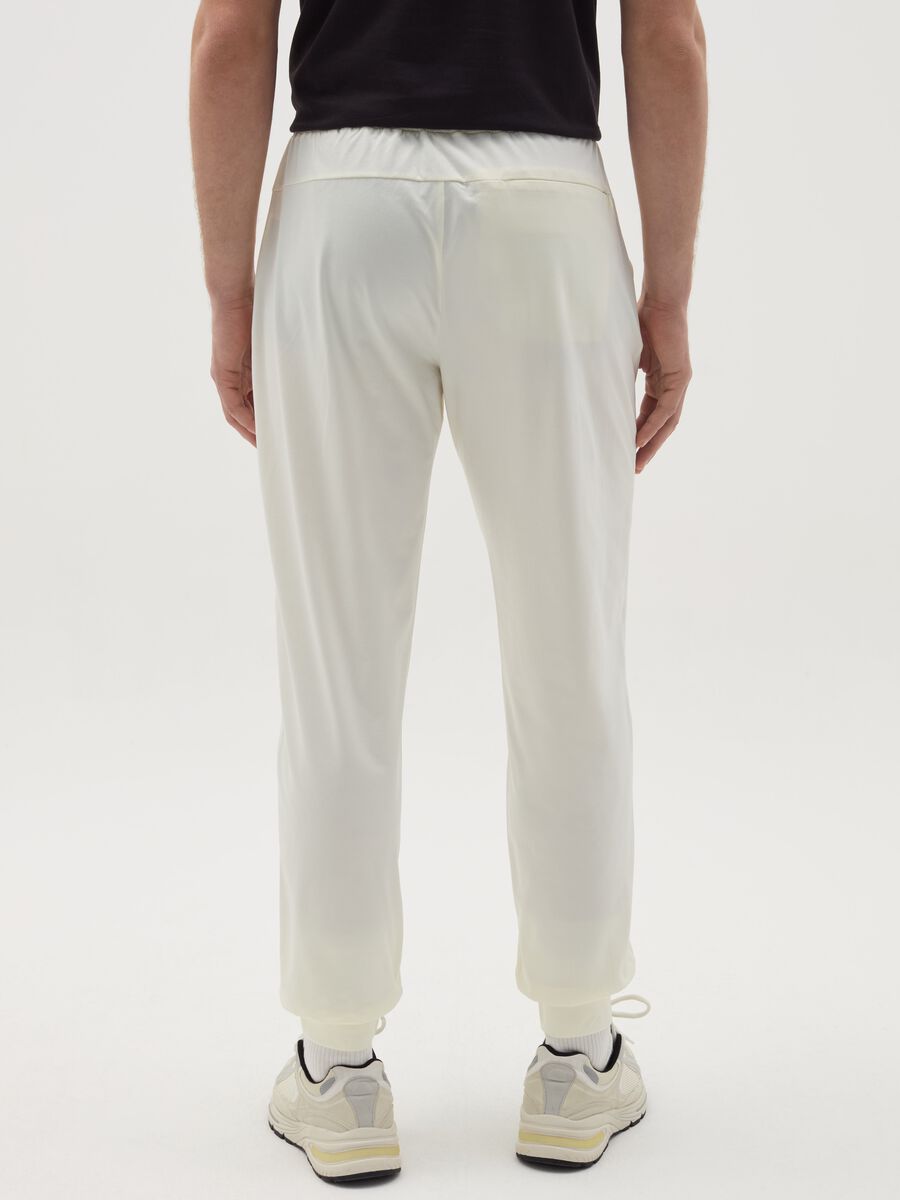 Technical fabric joggers with drawstring_2