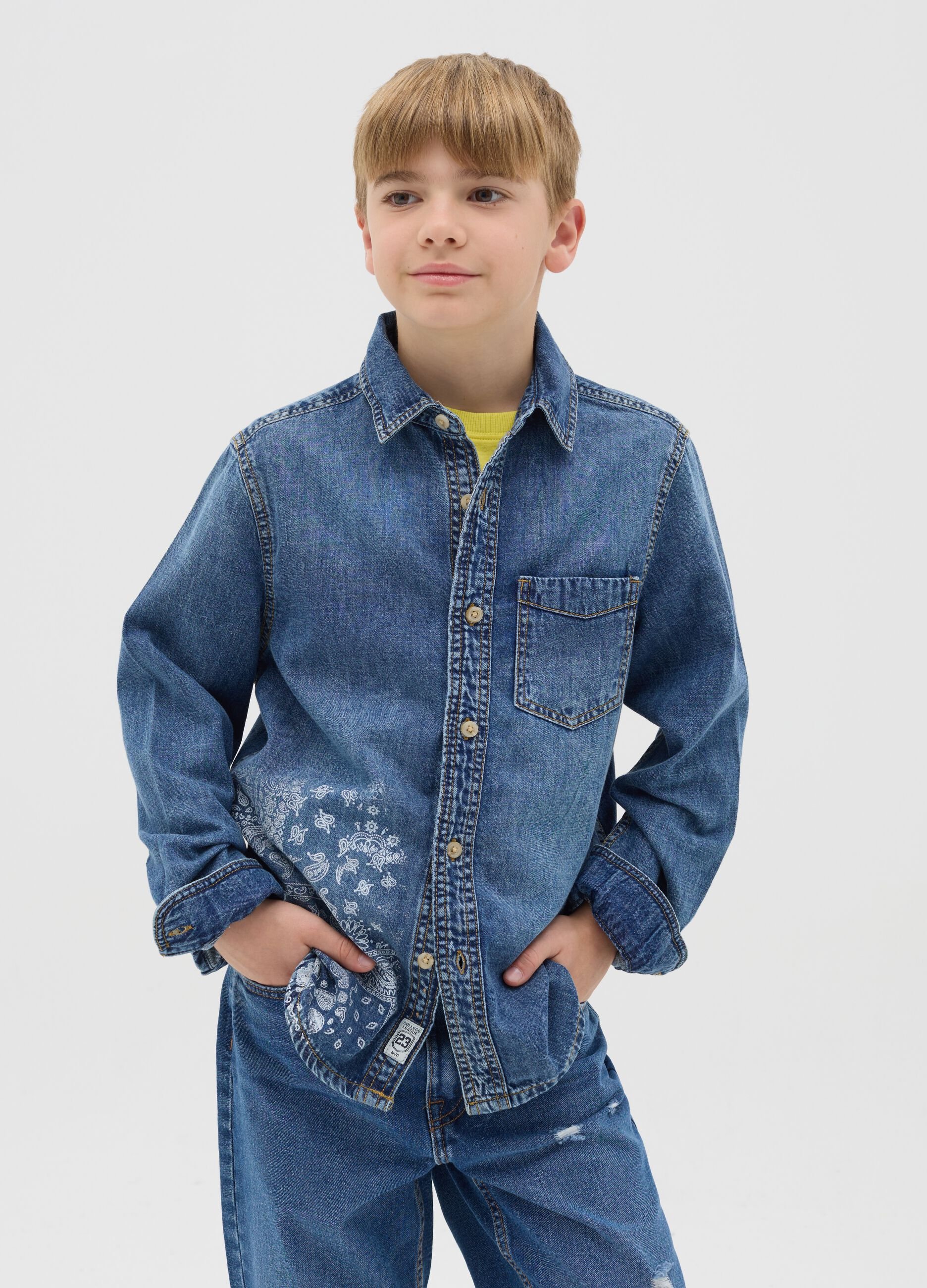 Camicia in denim acid wash RE-UP