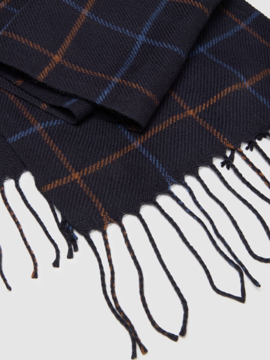 Multicolour scarf with fringes_2