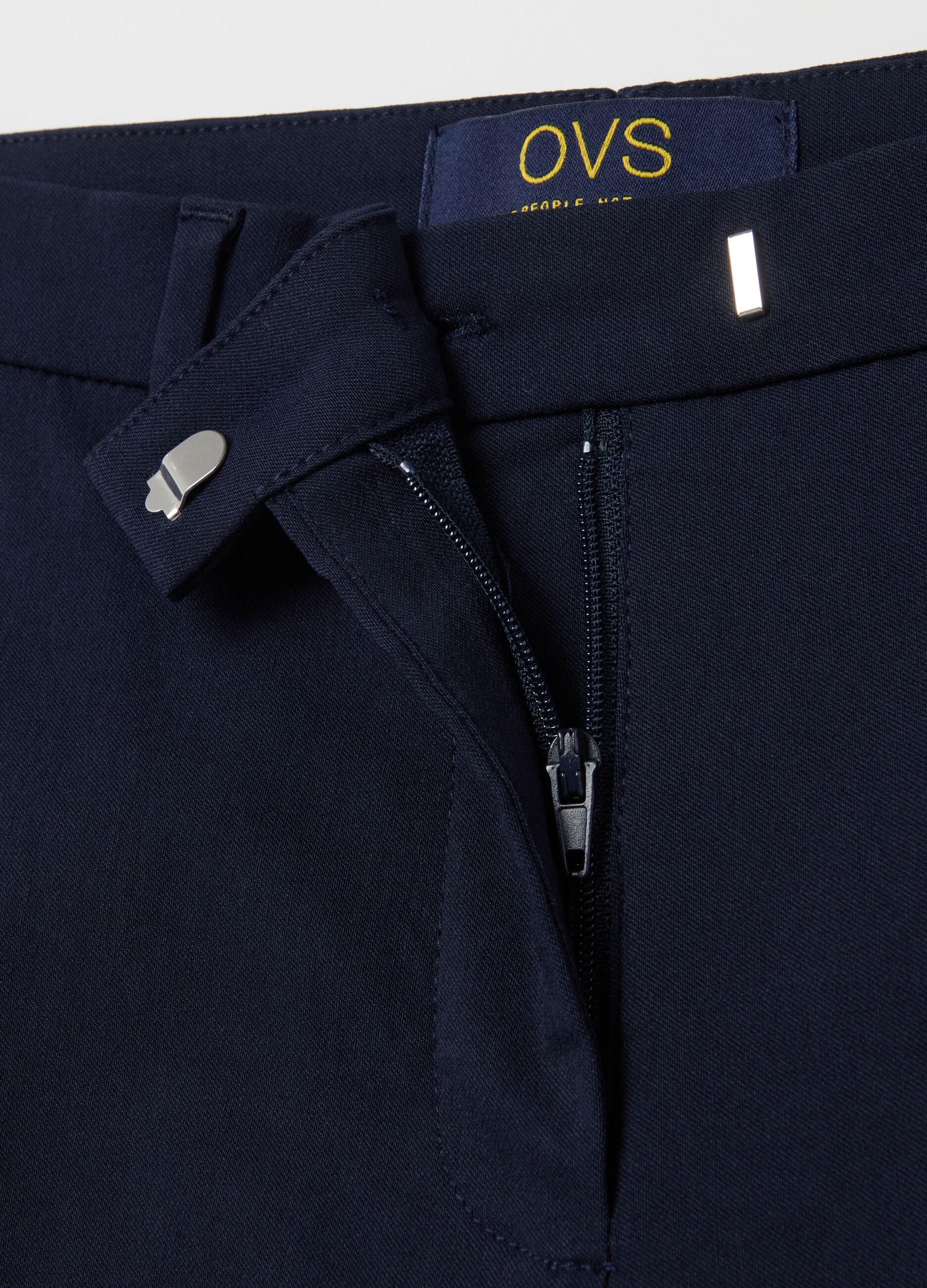 Slim-fit ankle-length chinos