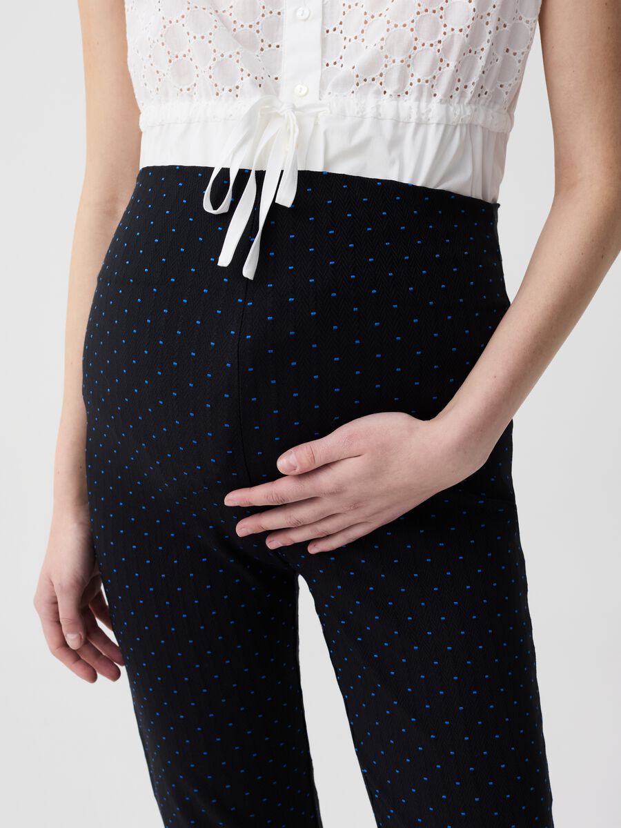 Maternity trousers with geometric pattern_1