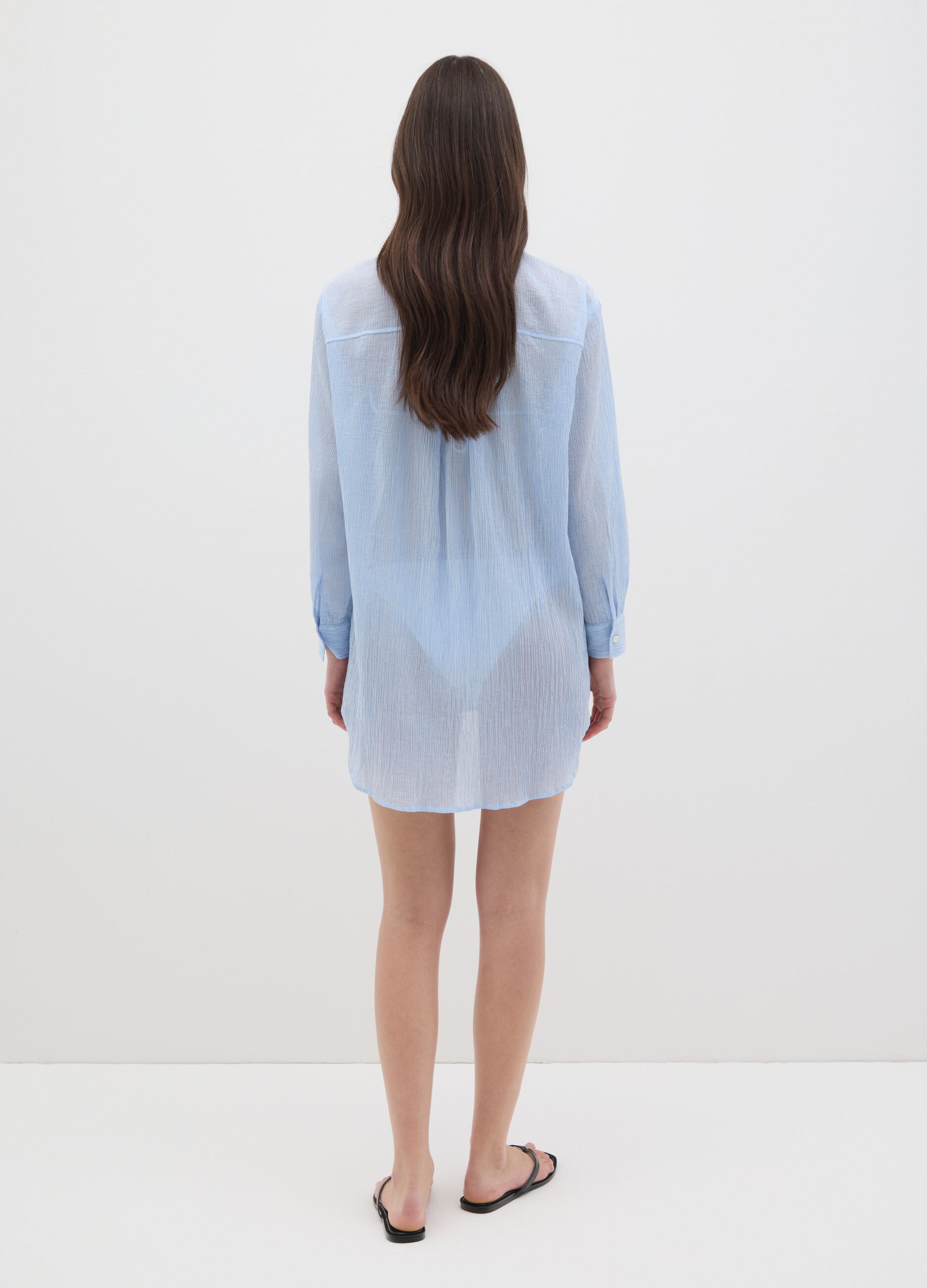 Camicia oversize da donna in puro cotone azzurra
