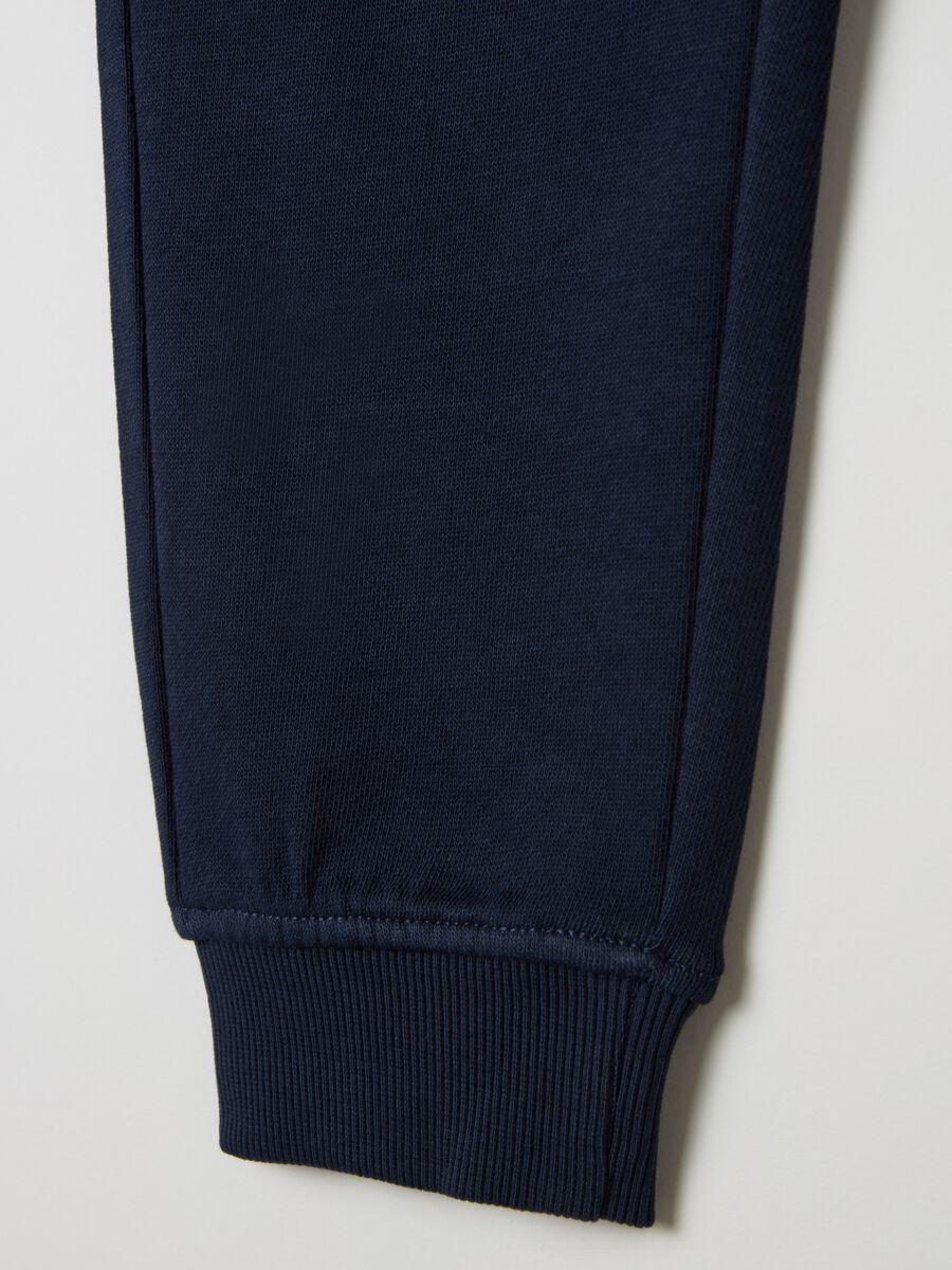Fleece joggers with drawstring_3