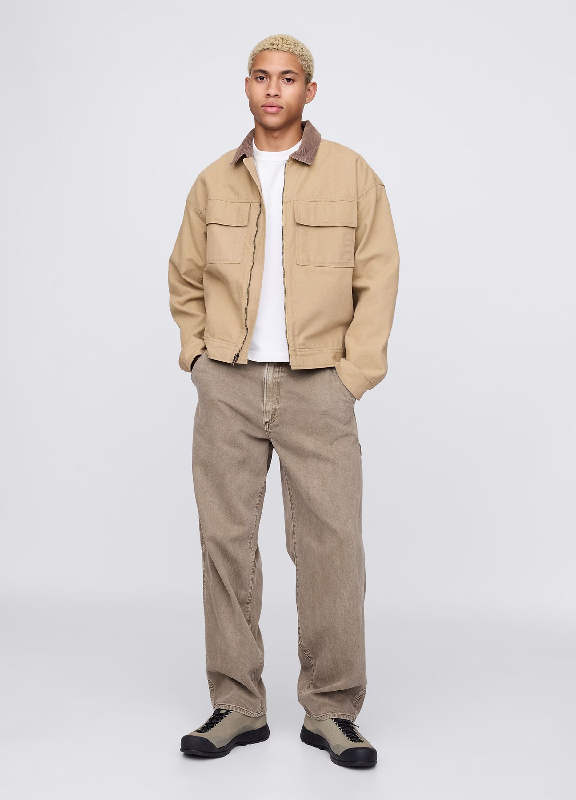 Beige wide-leg workwear jeans