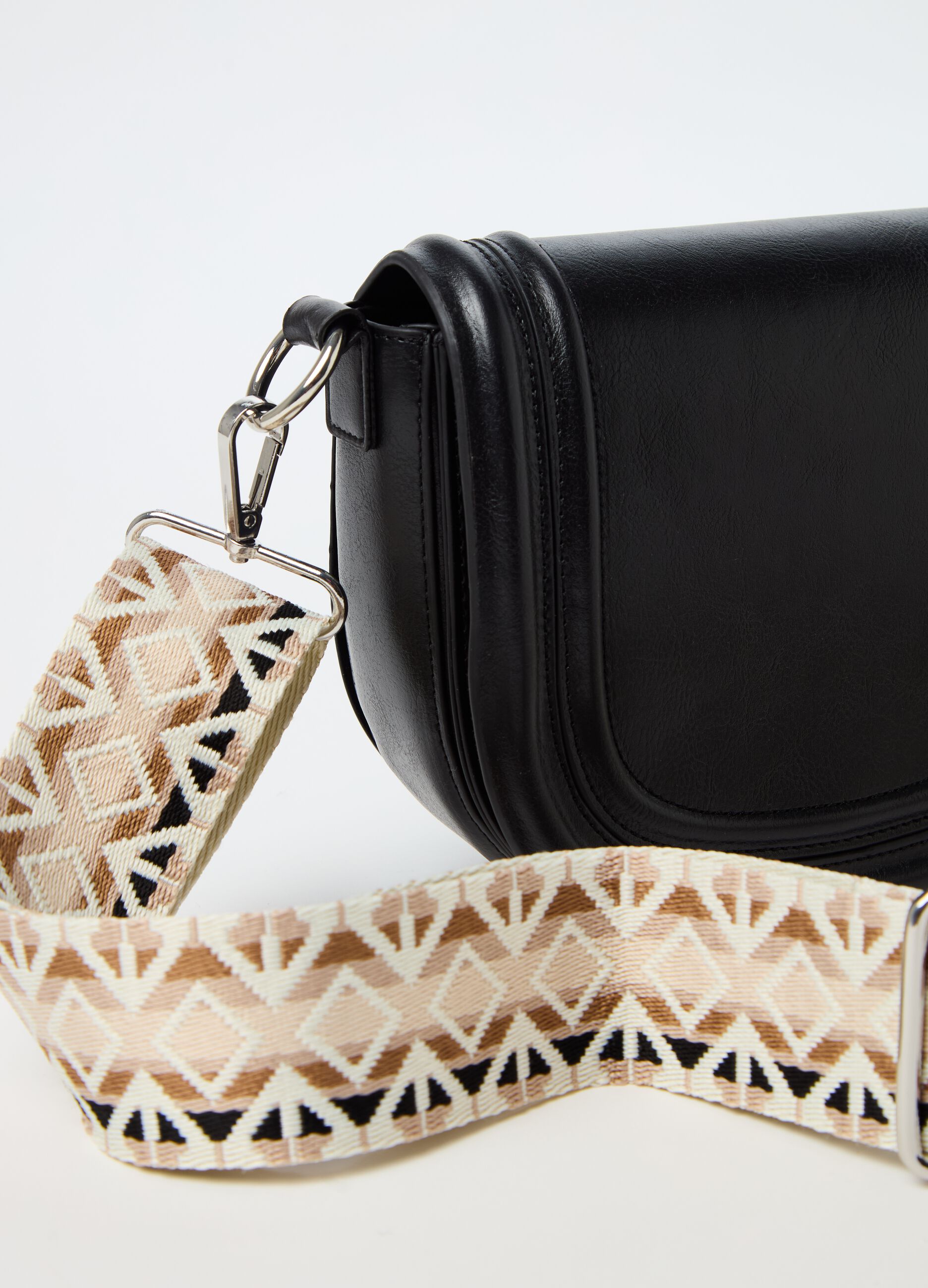 Bag strap with geometric pattern